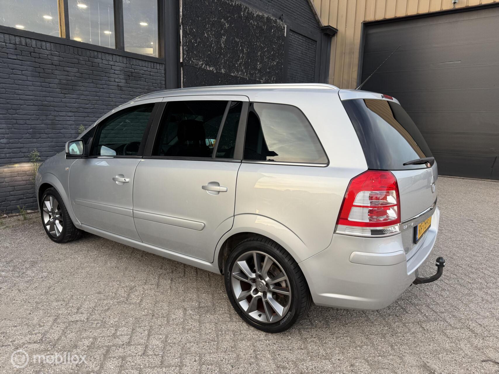 Foto van Opel Zafira