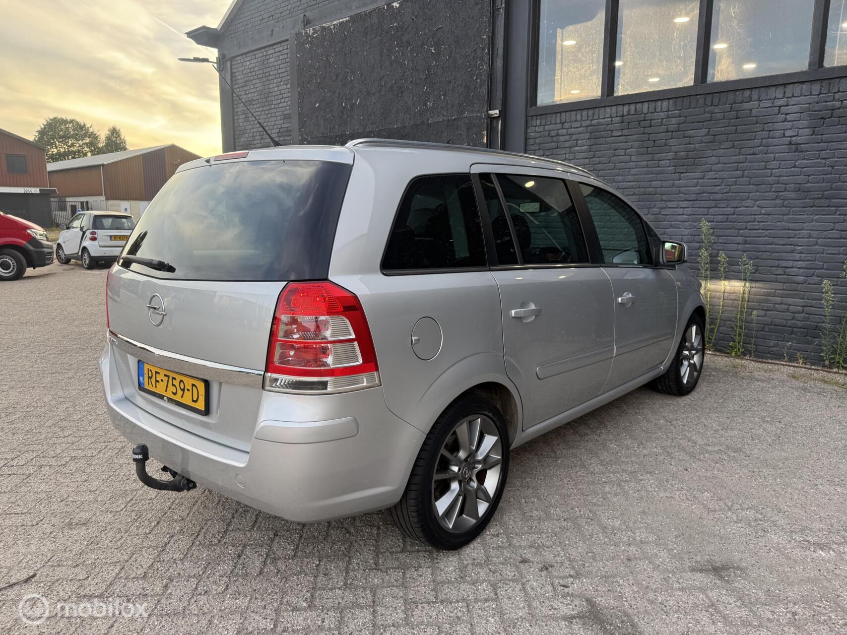 Foto van Opel Zafira