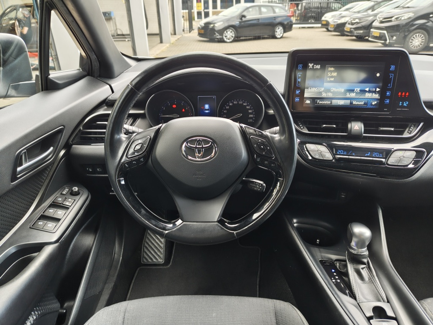 Foto van Toyota Toyota C-hr