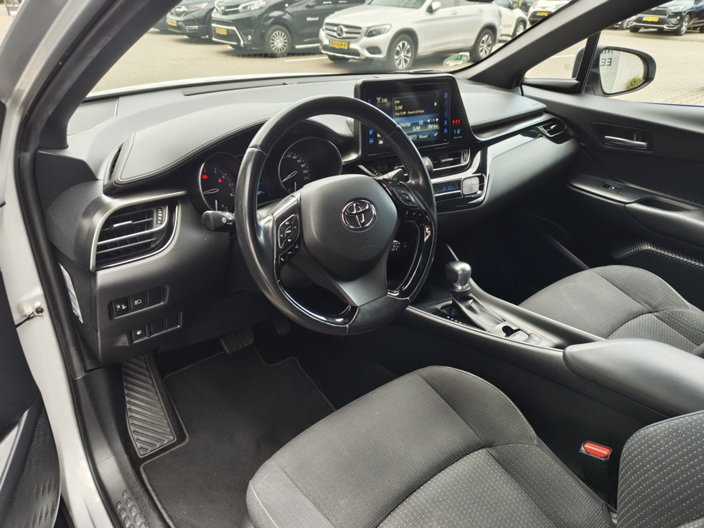 Foto van Toyota Toyota C-hr