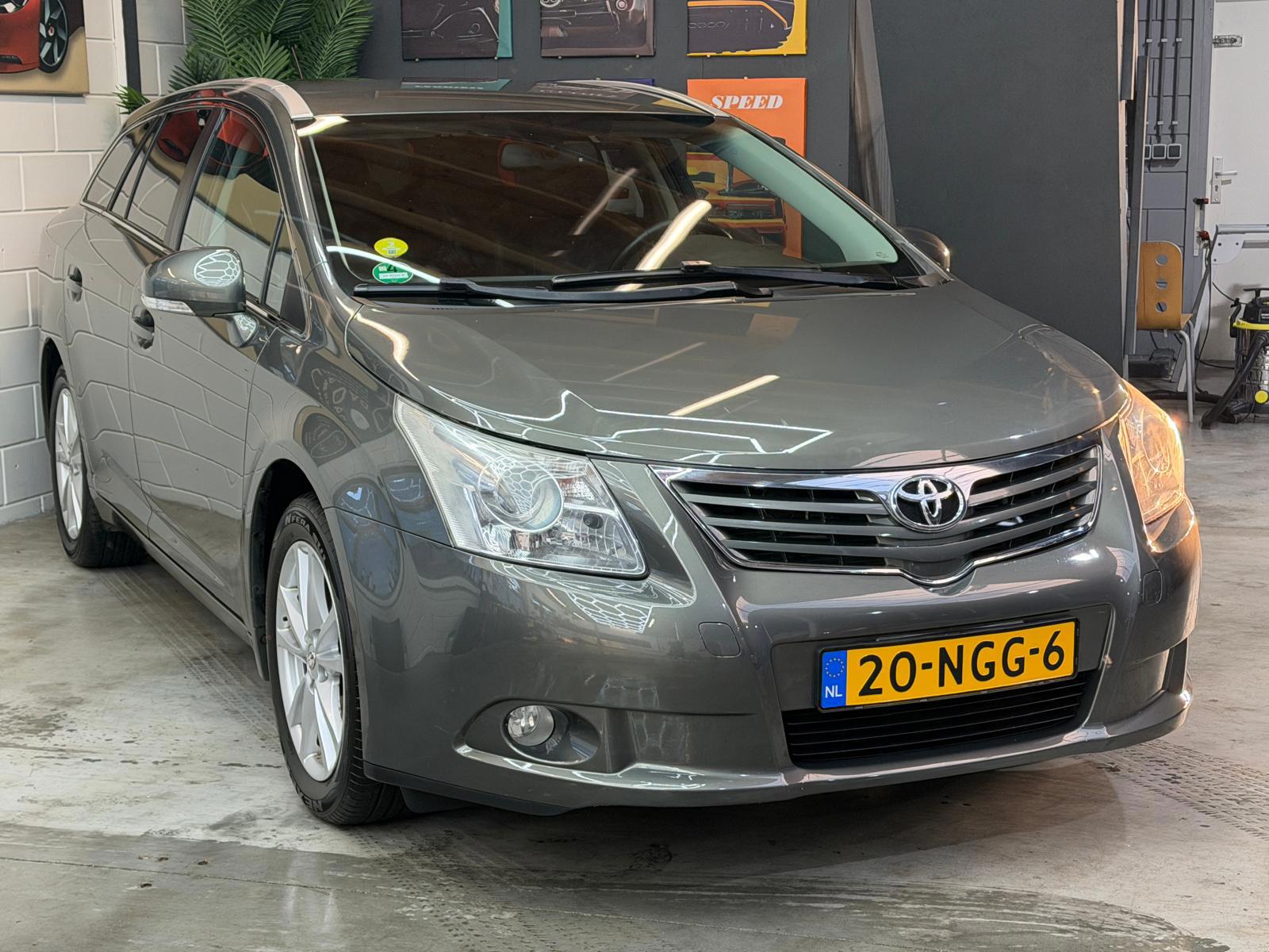 Foto van Toyota Toyota Avensis