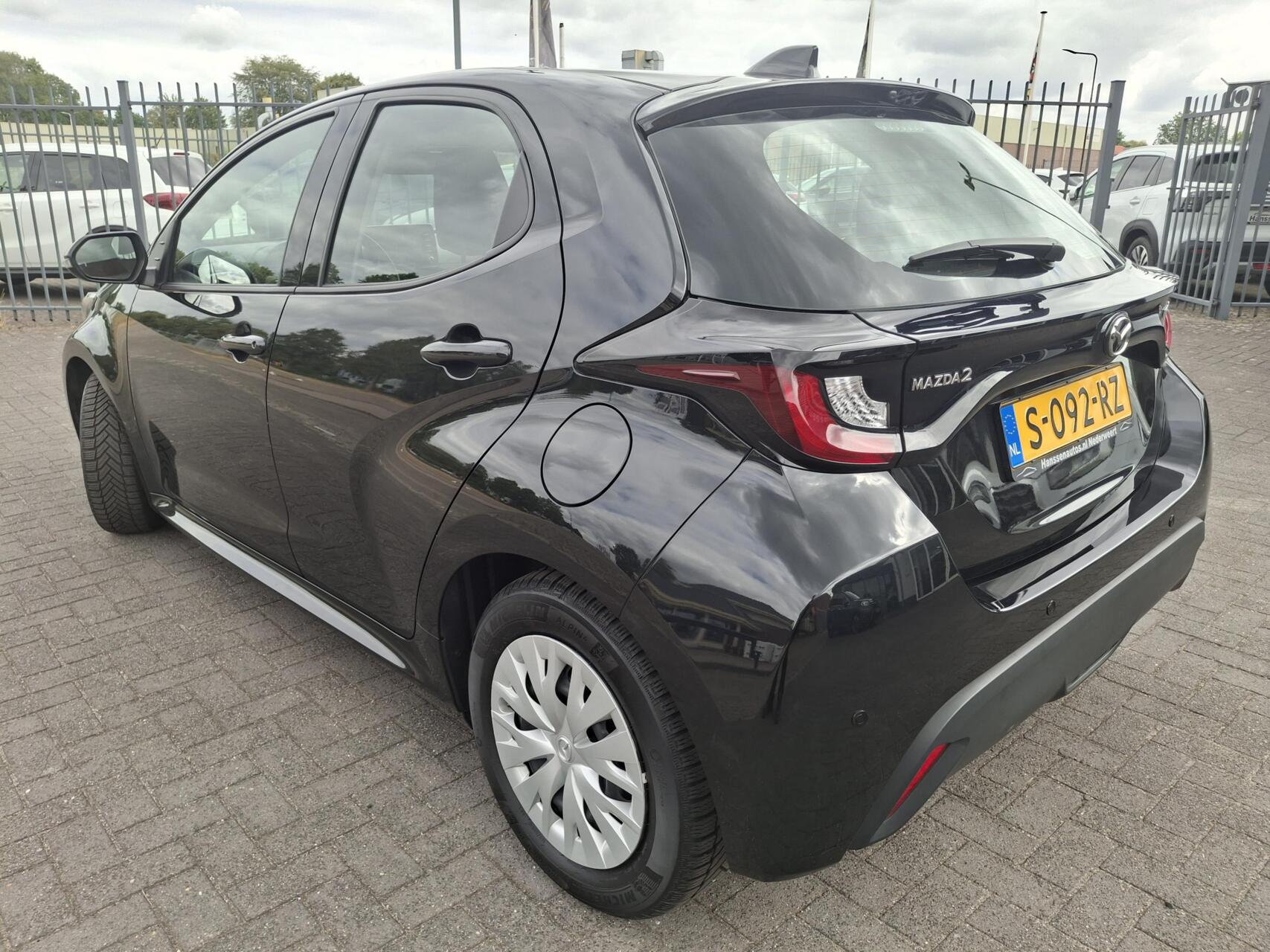 Foto van Mazda 2 Hybrid