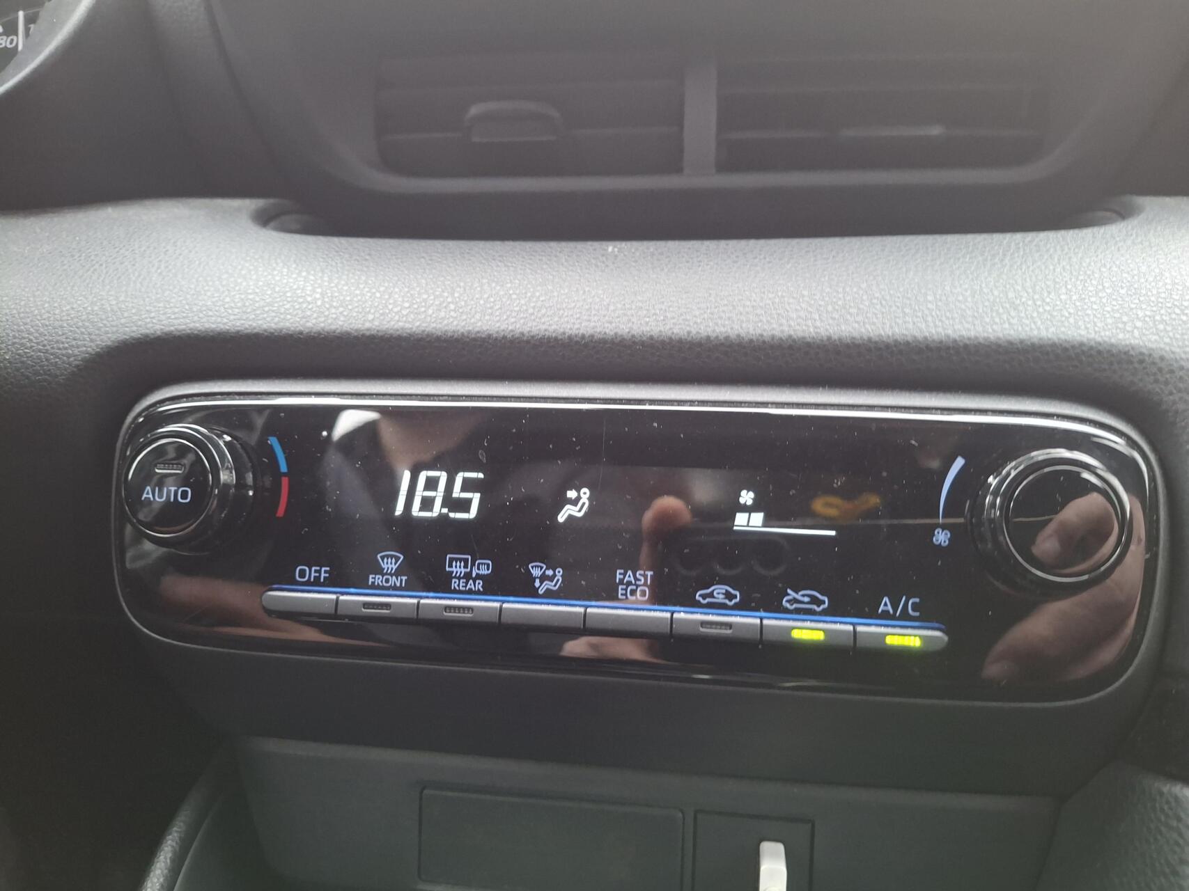 Foto van Mazda 2 Hybrid