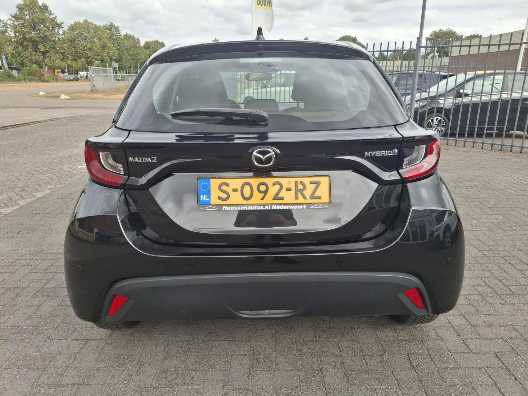 Foto van Mazda 2 Hybrid