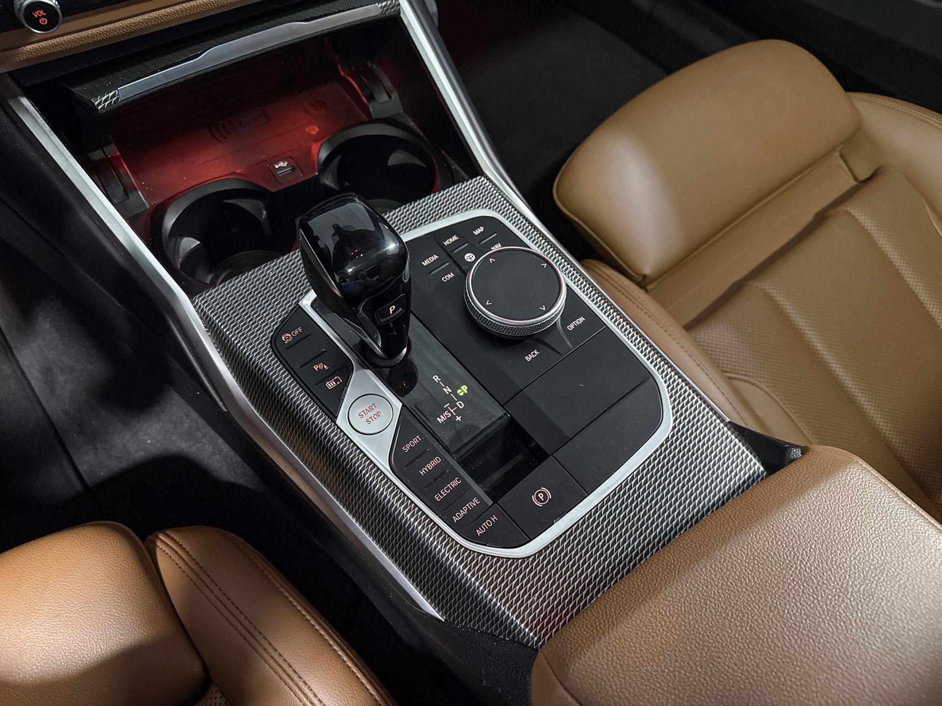 Foto van BMW 330e xDrive