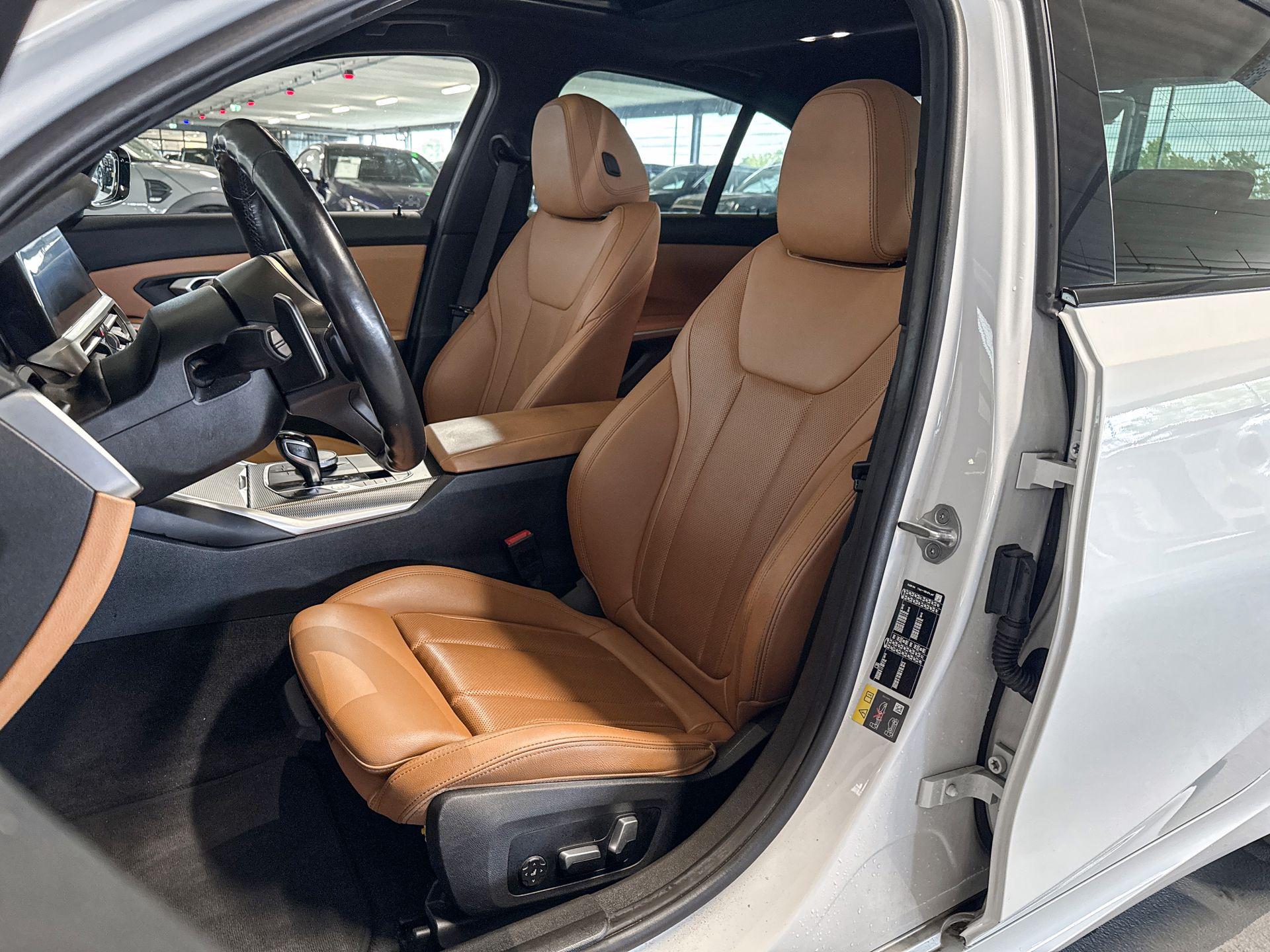 Foto van BMW 330e xDrive