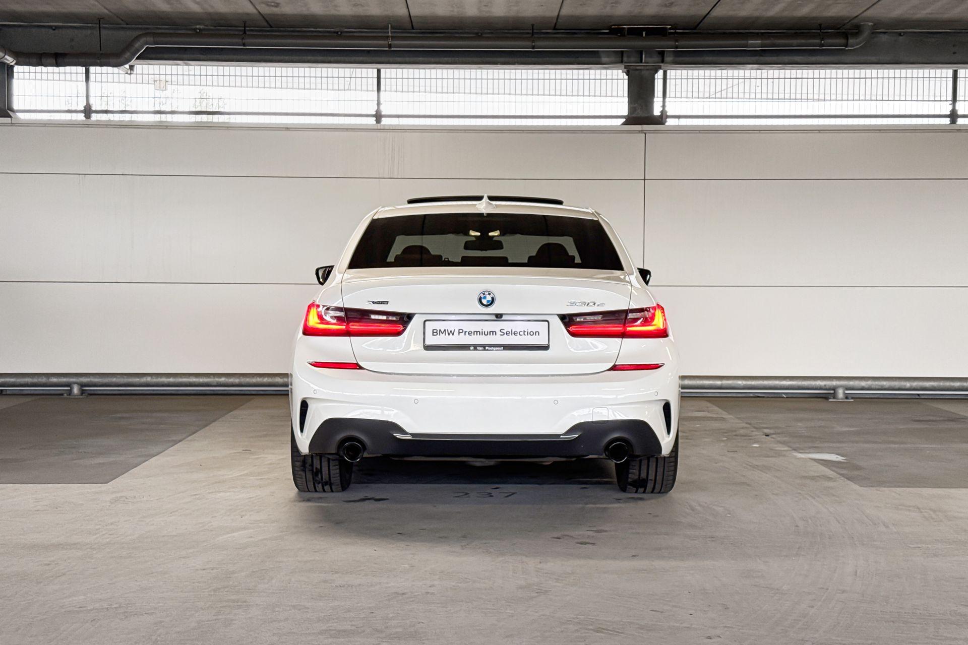 Foto van BMW 330e xDrive