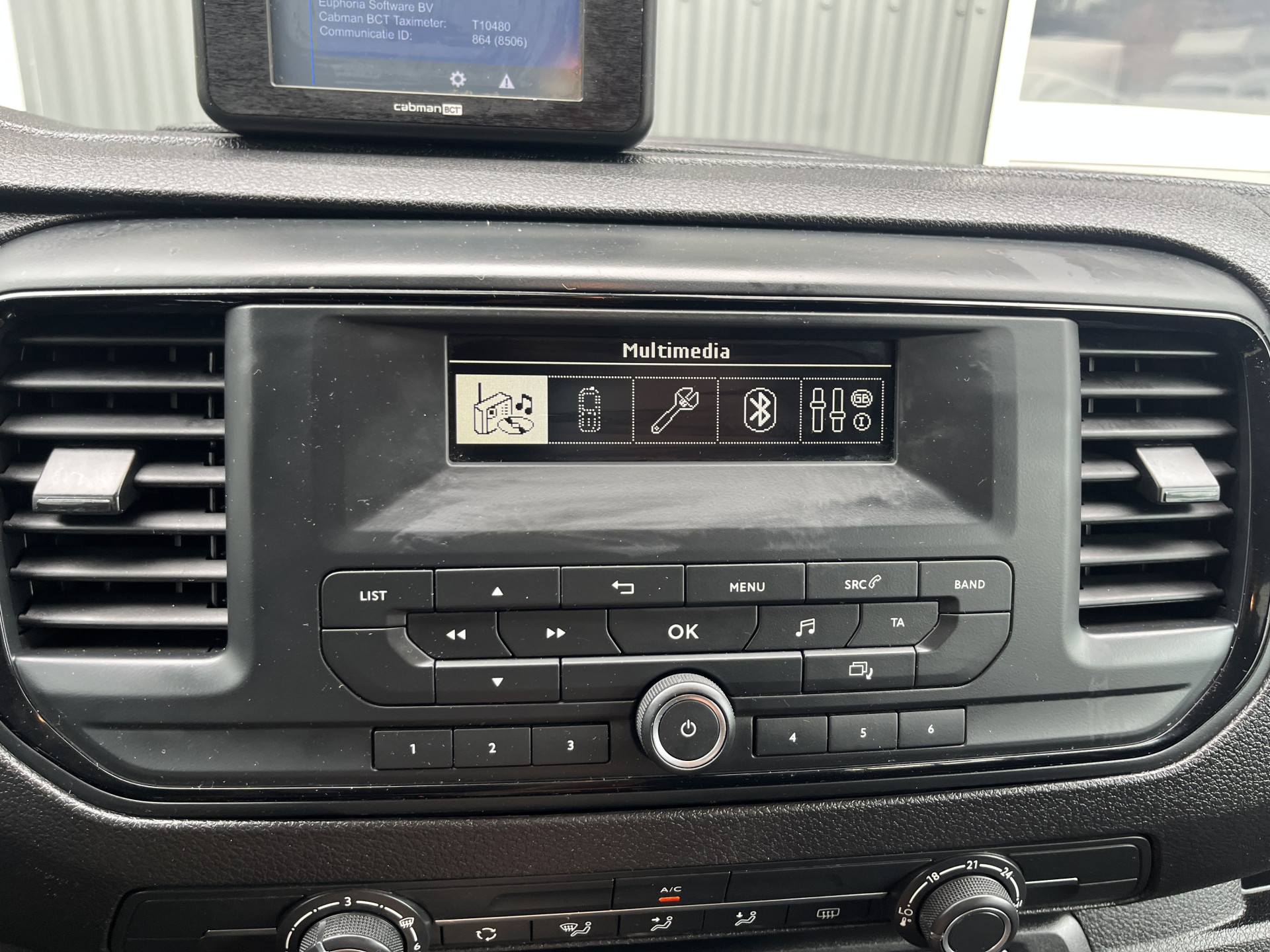 Foto van Opel Vivaro-e Combi