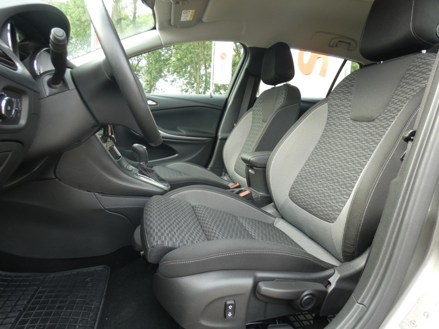 Foto van Opel Astra Sports Tourer