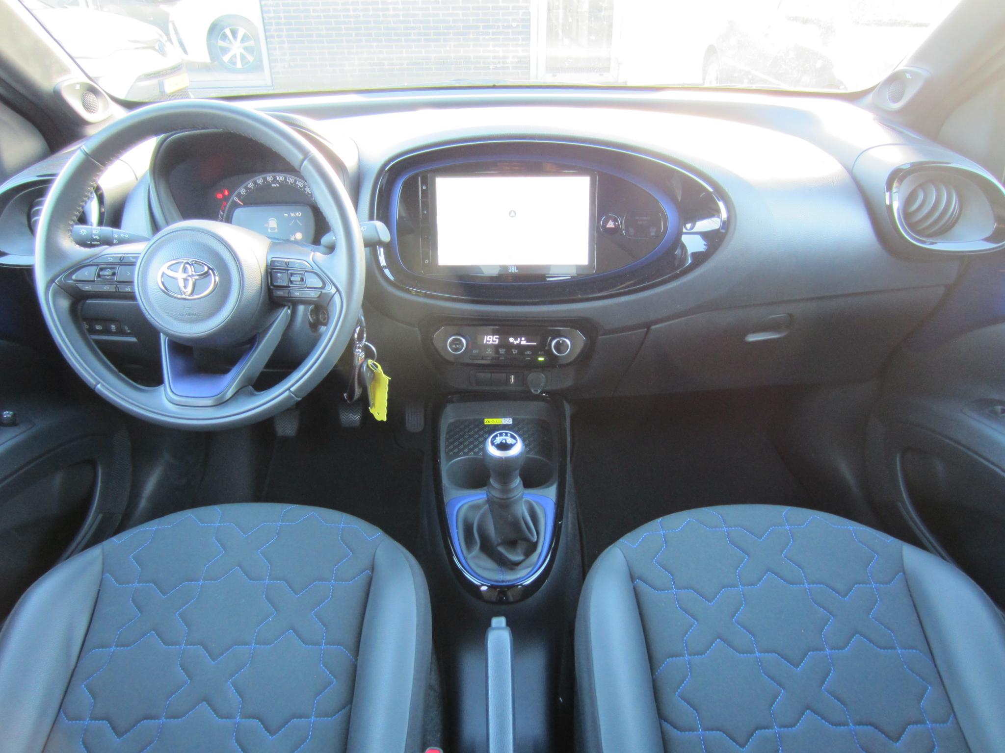 Foto van Toyota Toyota Aygo X