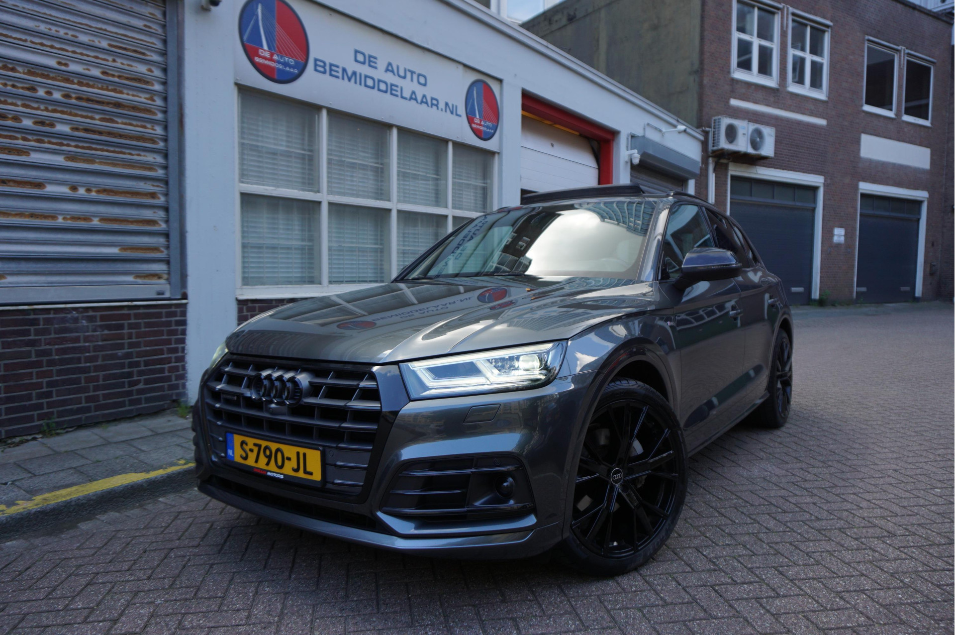 Audi Q5 2.0 TFSI Quattro Sport S-Line | Luchtvering | Pano | HUD | B&O | Sfeer | Apple | Adaptive | 2017 - voorkant