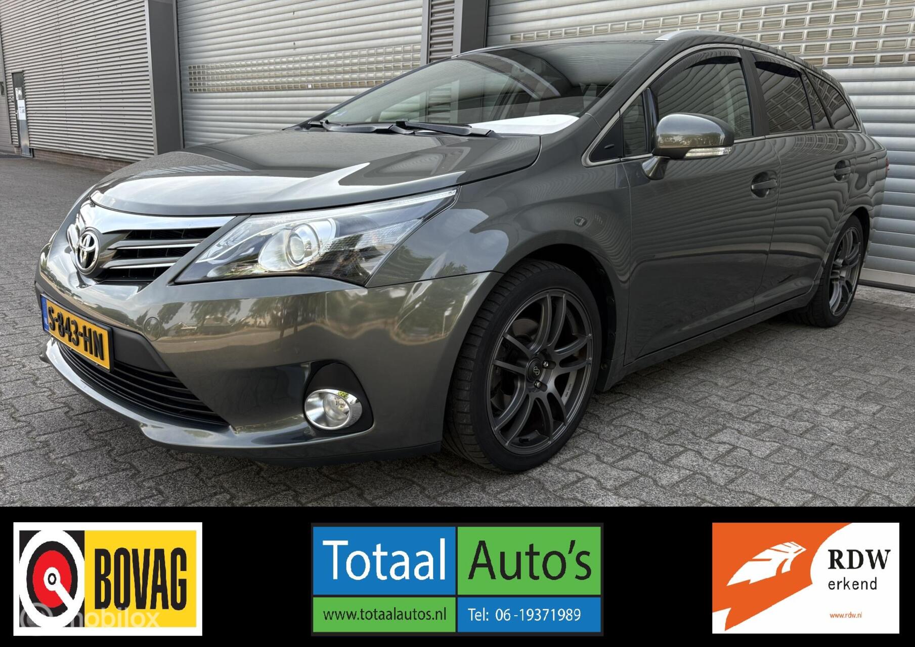 Toyota Avensis Wagon 1.8 VVTi Dynamic Bns 2013 - voorkant