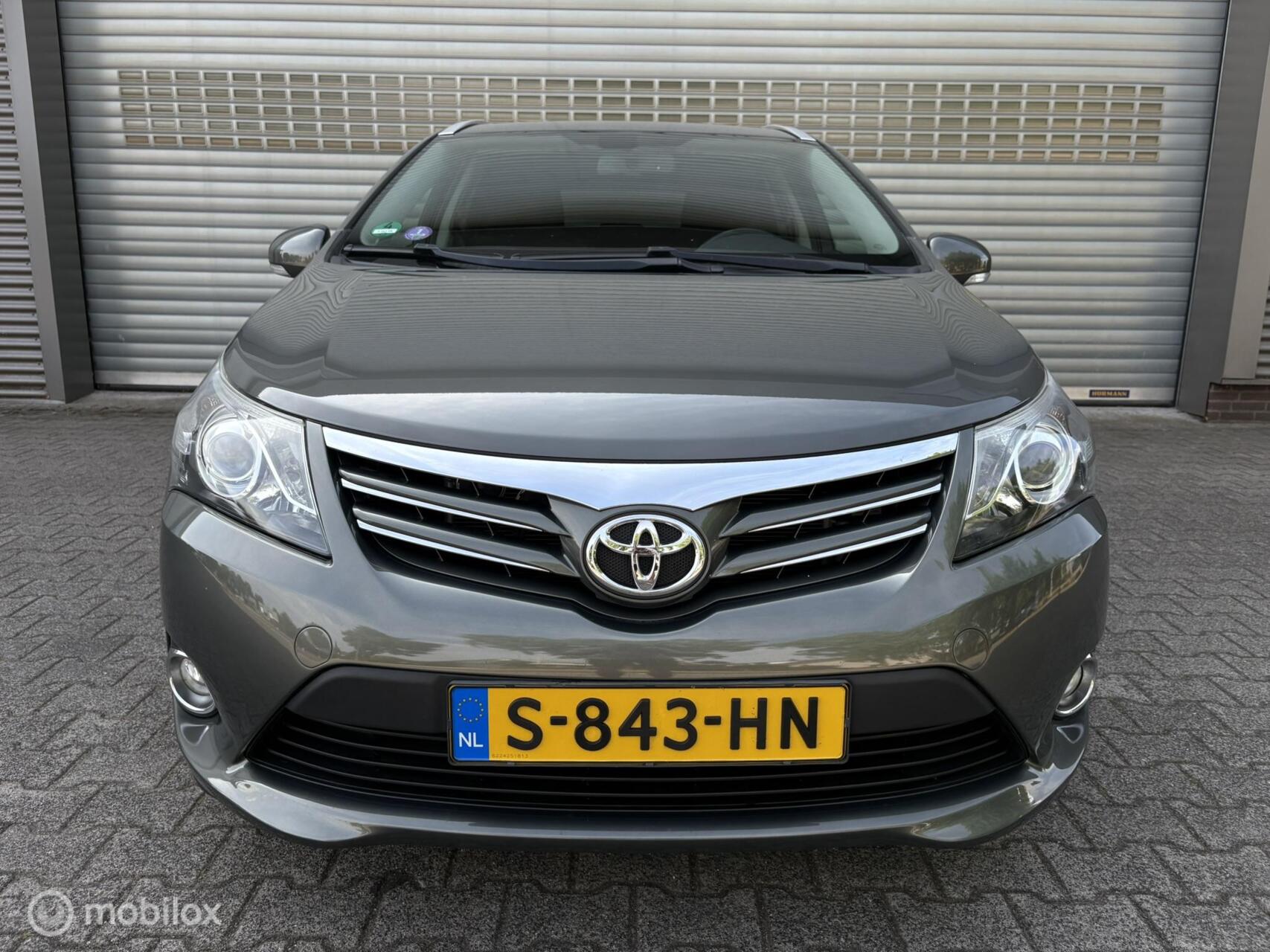 Foto van Toyota Avensis Wagon