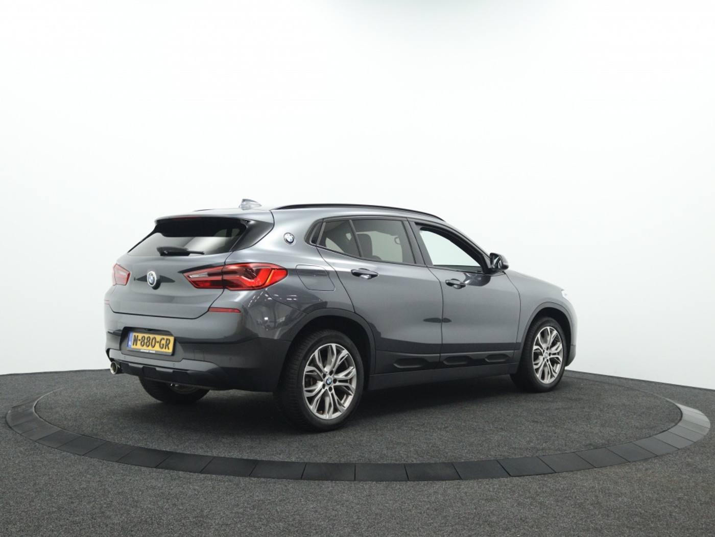 Foto van BMW X2 Sdrive18i