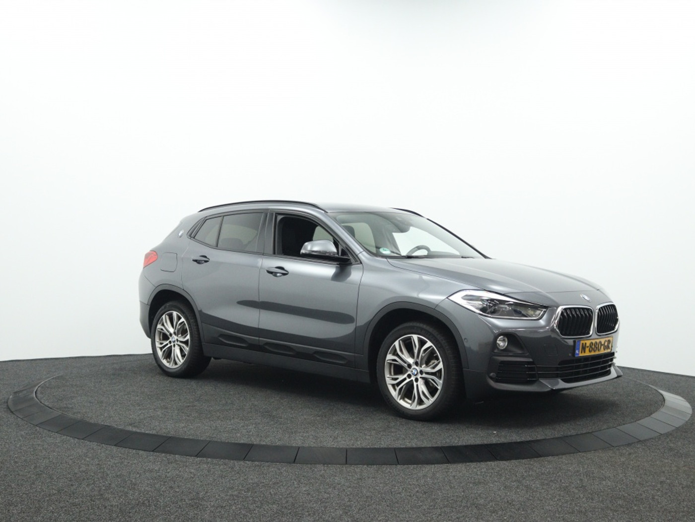 Foto van BMW X2 Sdrive18i