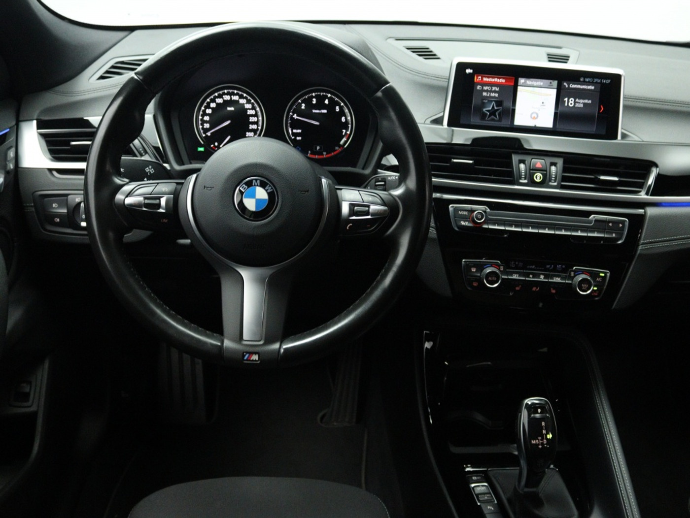 Foto van BMW X2 Sdrive18i