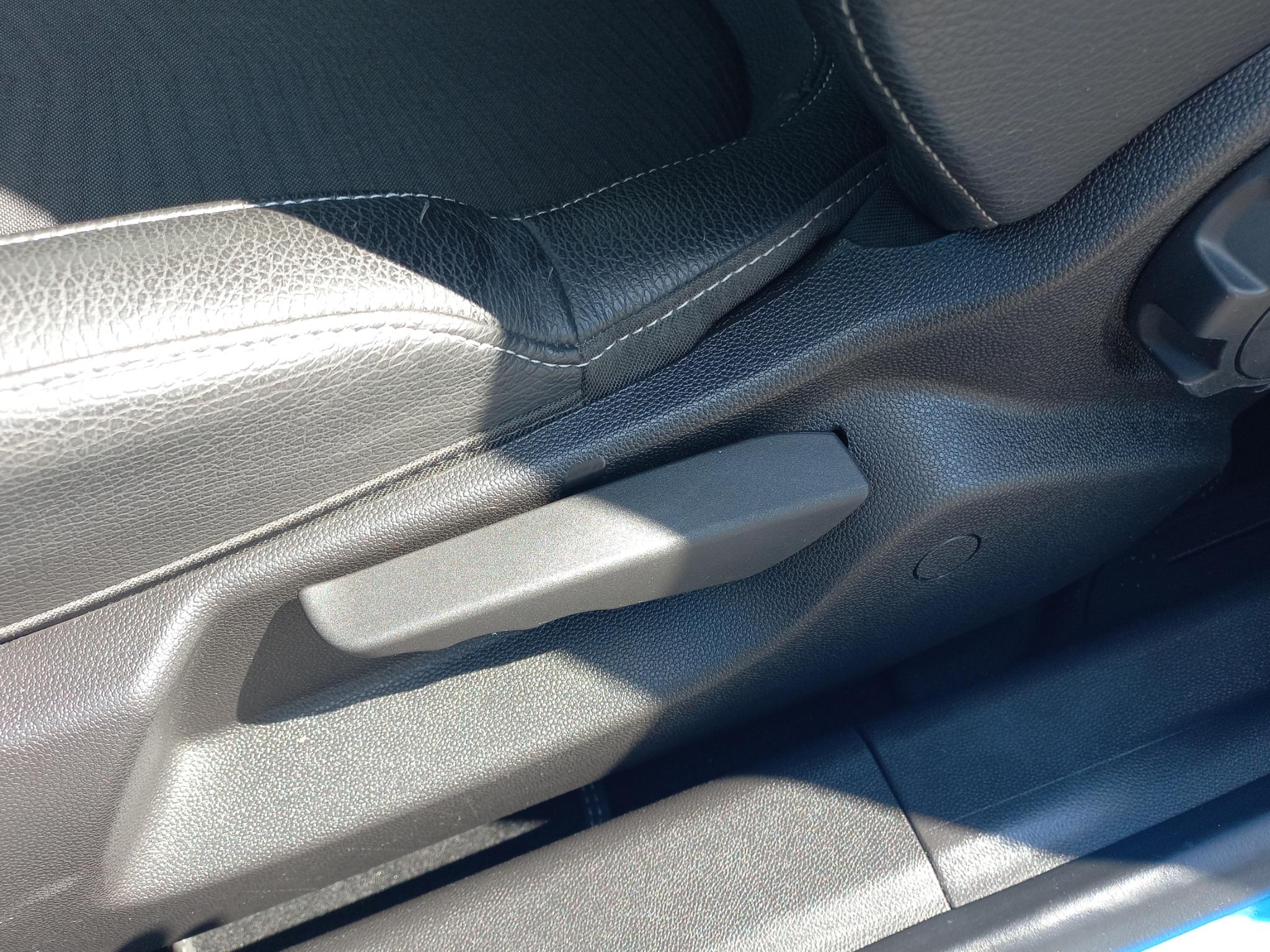 Foto van Opel Adam