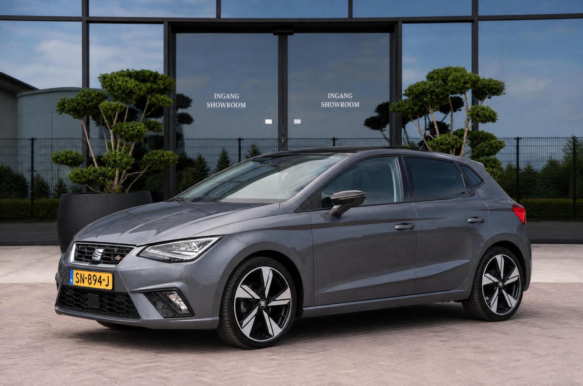 Seat Ibiza 1.0 TSI FR Business Intense PANO | LED | CRUISE 2018 - voorkant