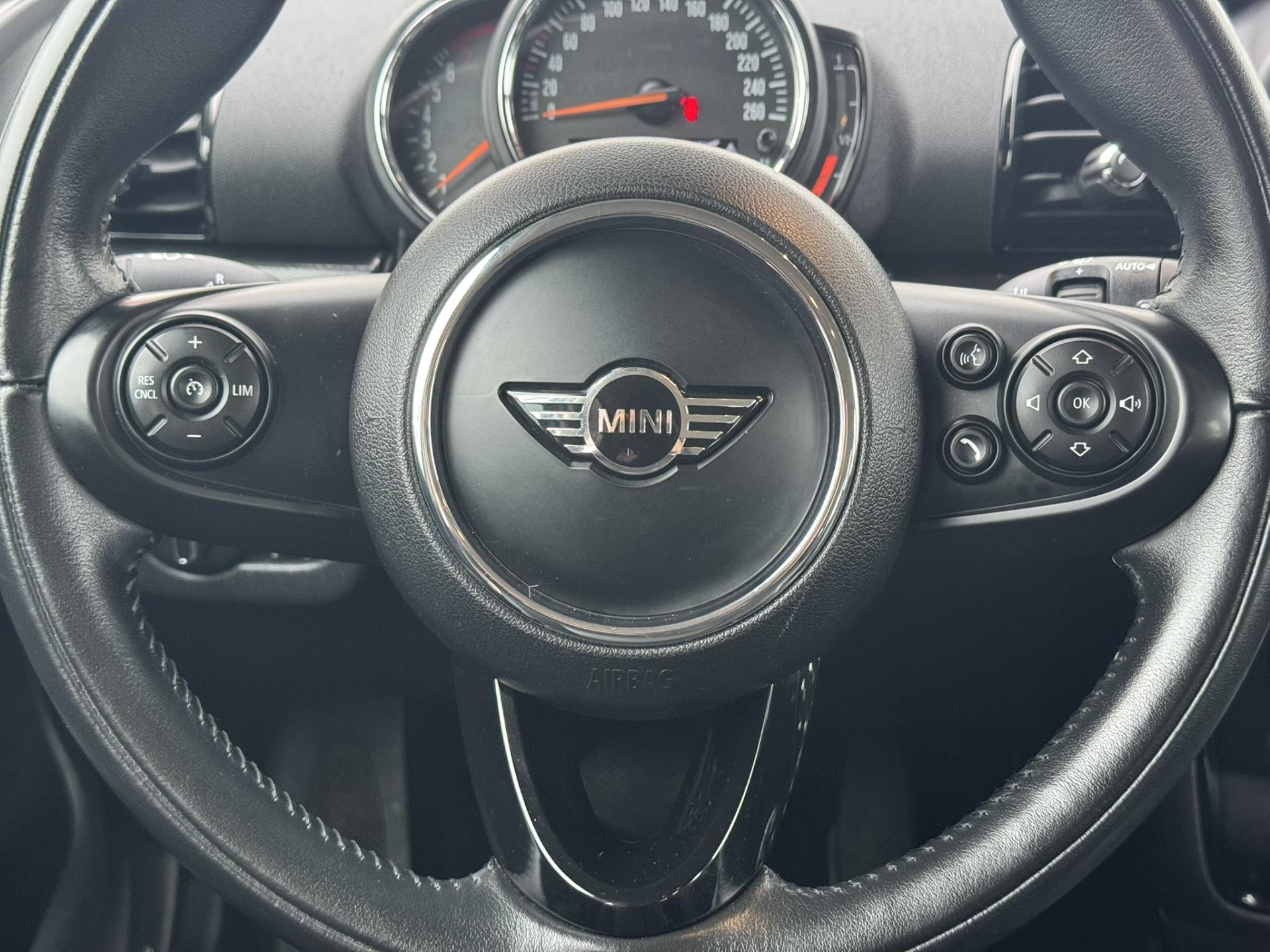 Foto van Mini Clubman Cooper