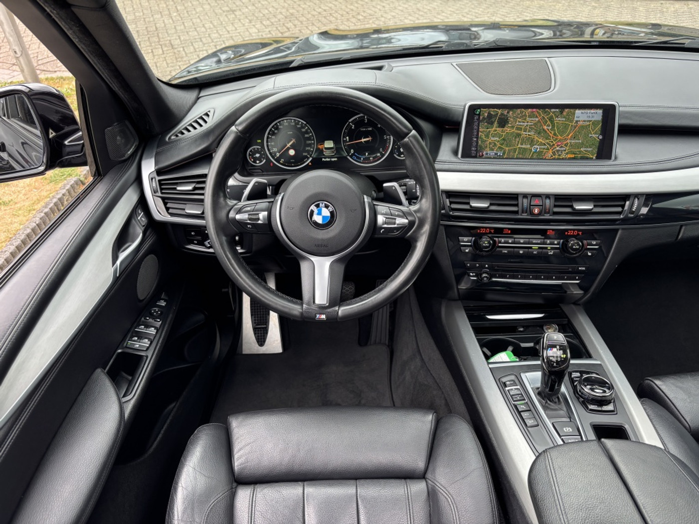Foto van BMW X5 Xdrive30d