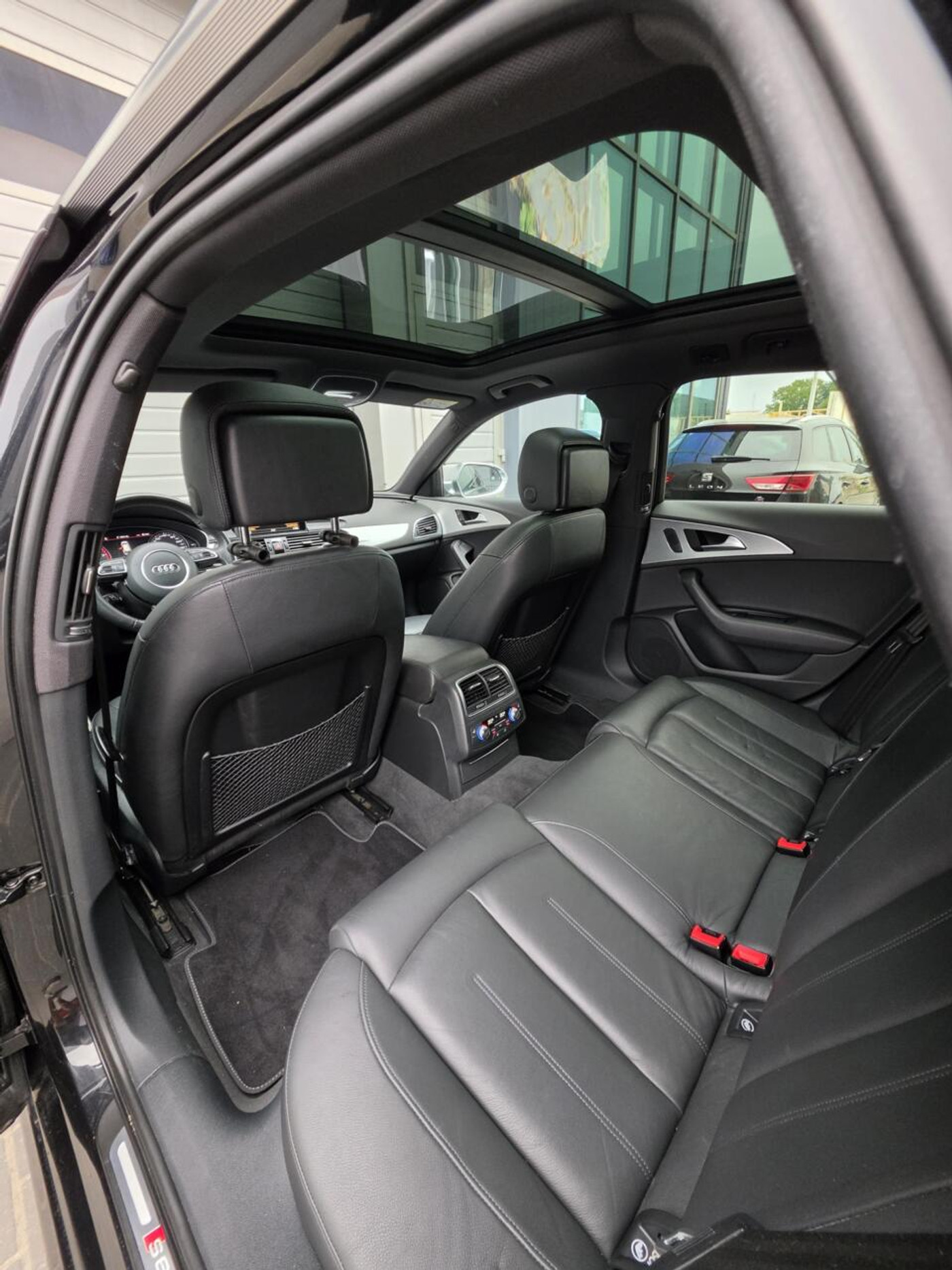 Foto van Audi S6 Avant
