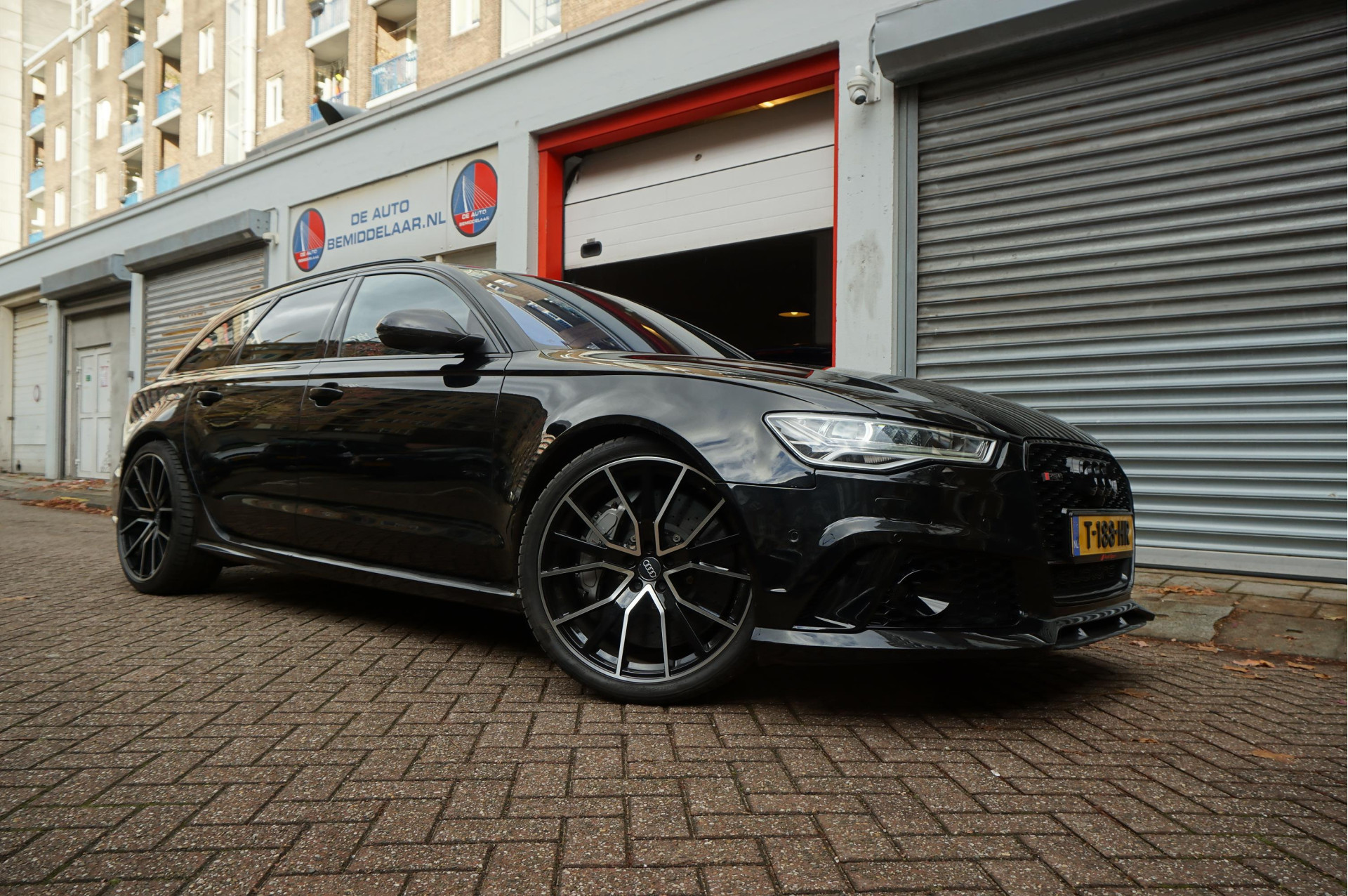 Foto van Audi RS 6 Avant Performance