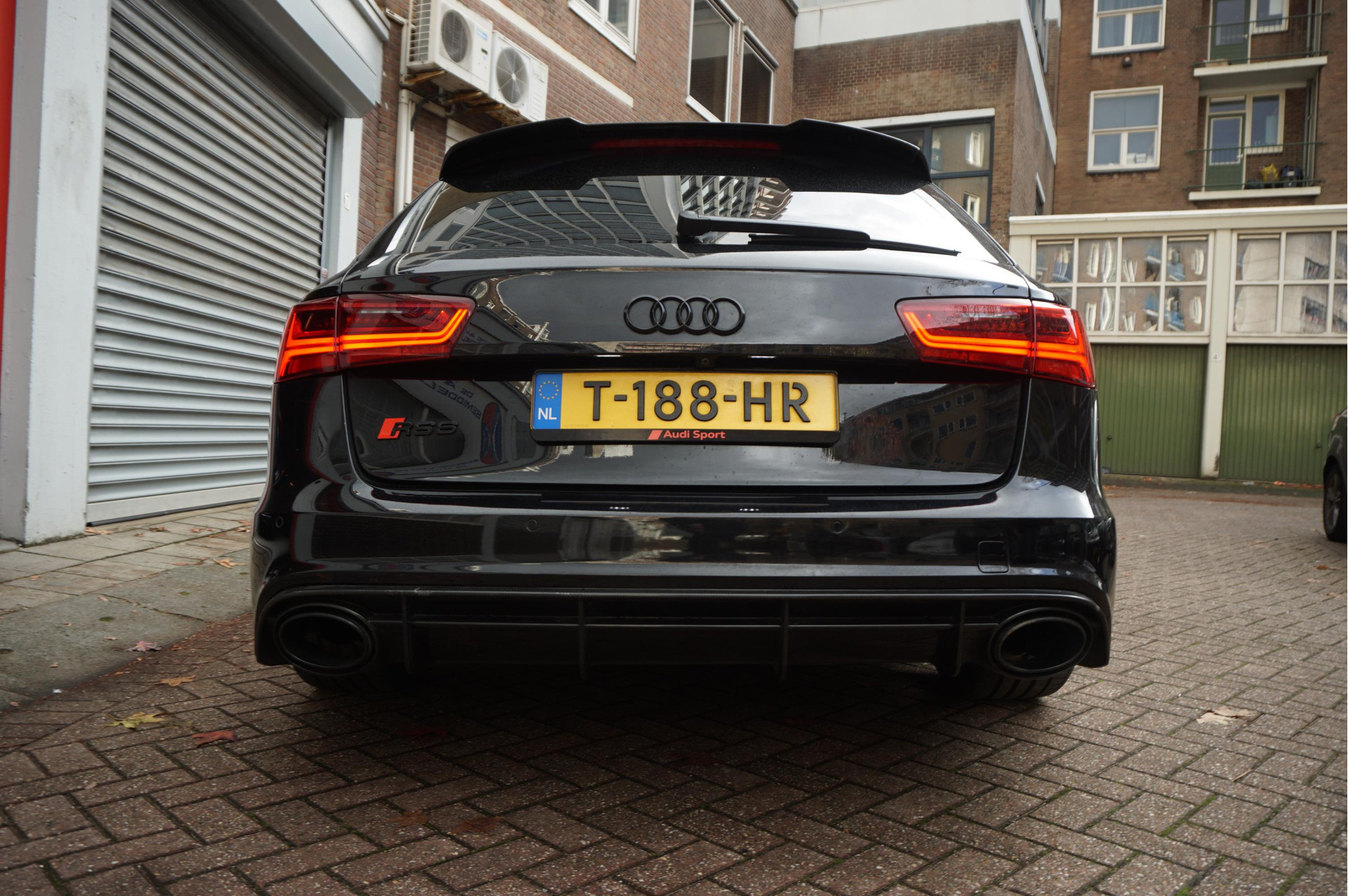 Foto van Audi RS 6 Avant Performance
