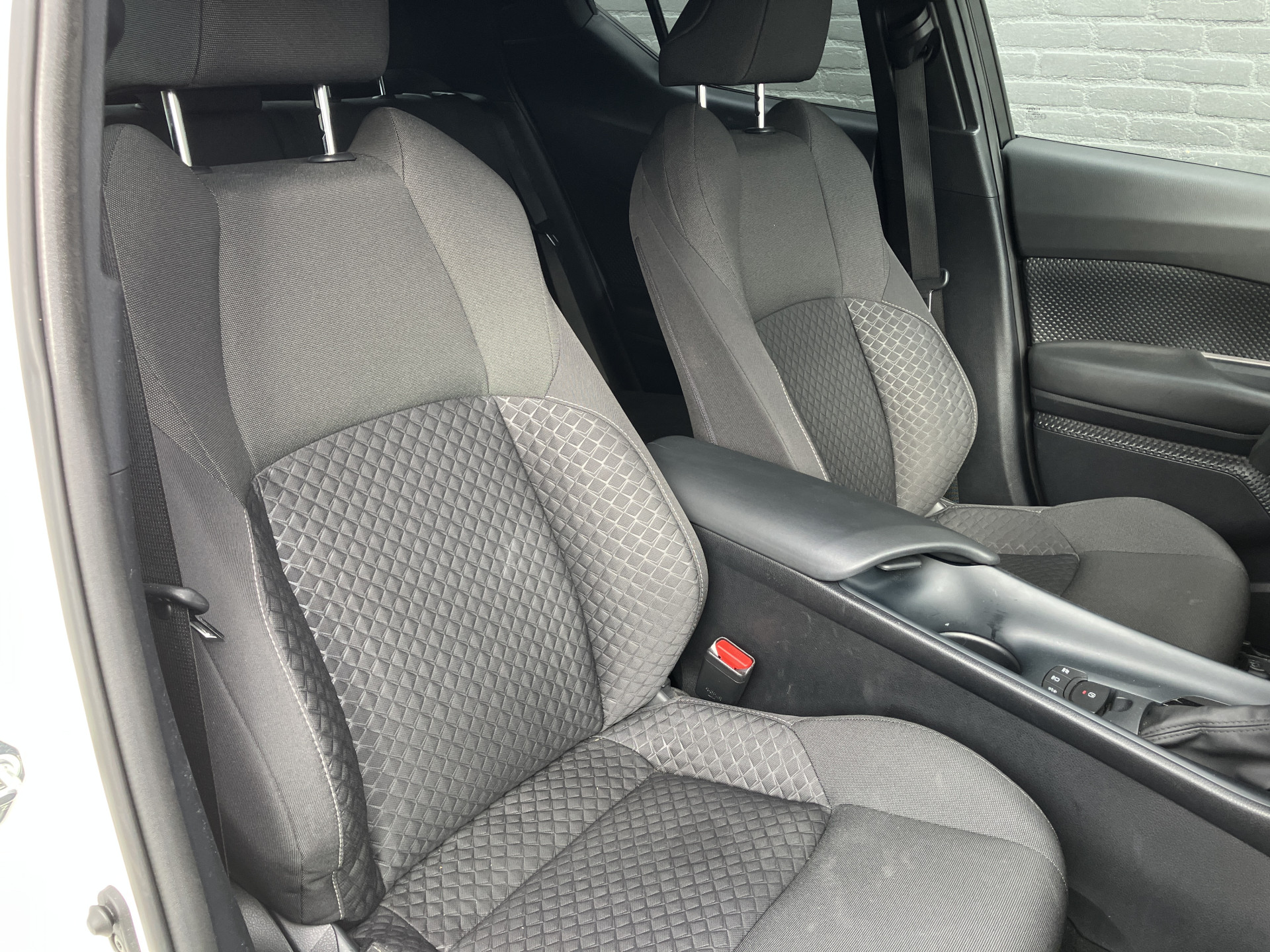 Foto van Toyota Toyota C-hr