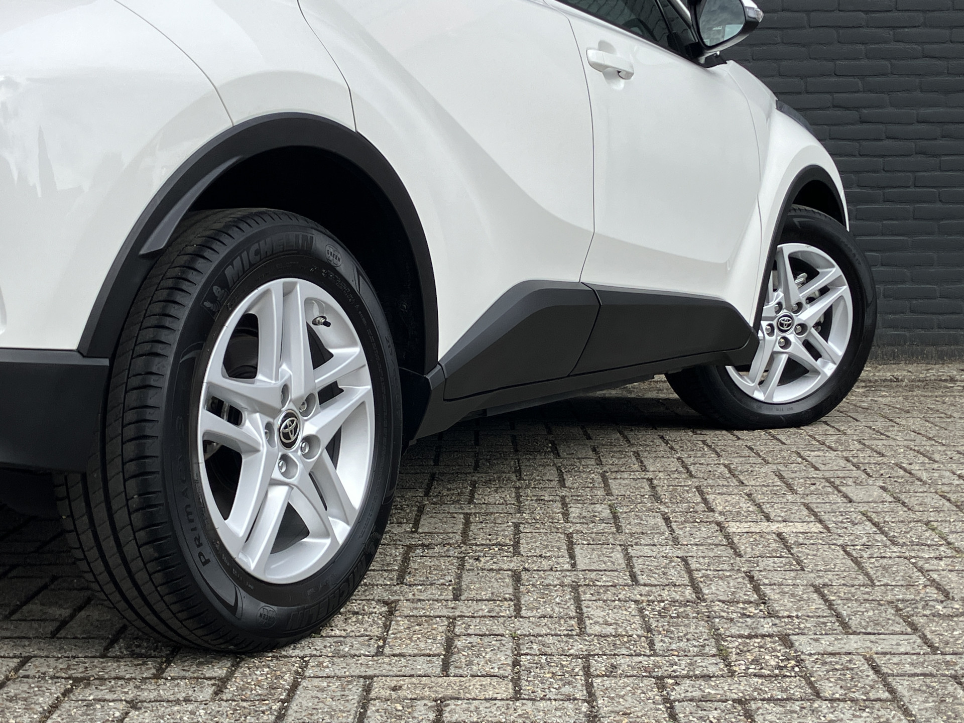 Foto van Toyota Toyota C-hr