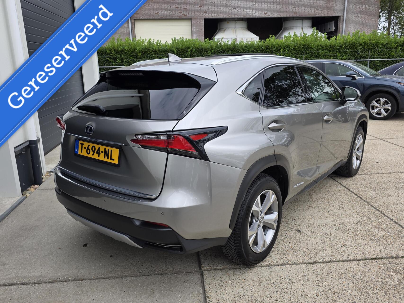 Foto van Lexus Lexus Nx300h