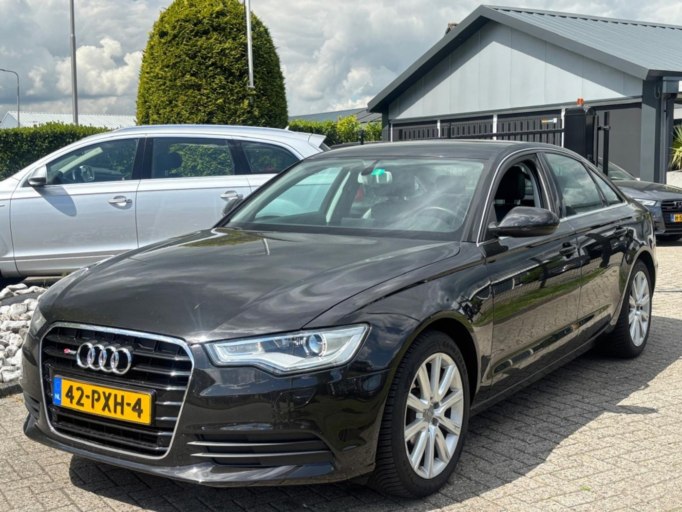 Audi Audi A6 2.8 FSI Benzine Automaat Sedan Leer 2011 Xenon Trekhaak 2011 - voorkant