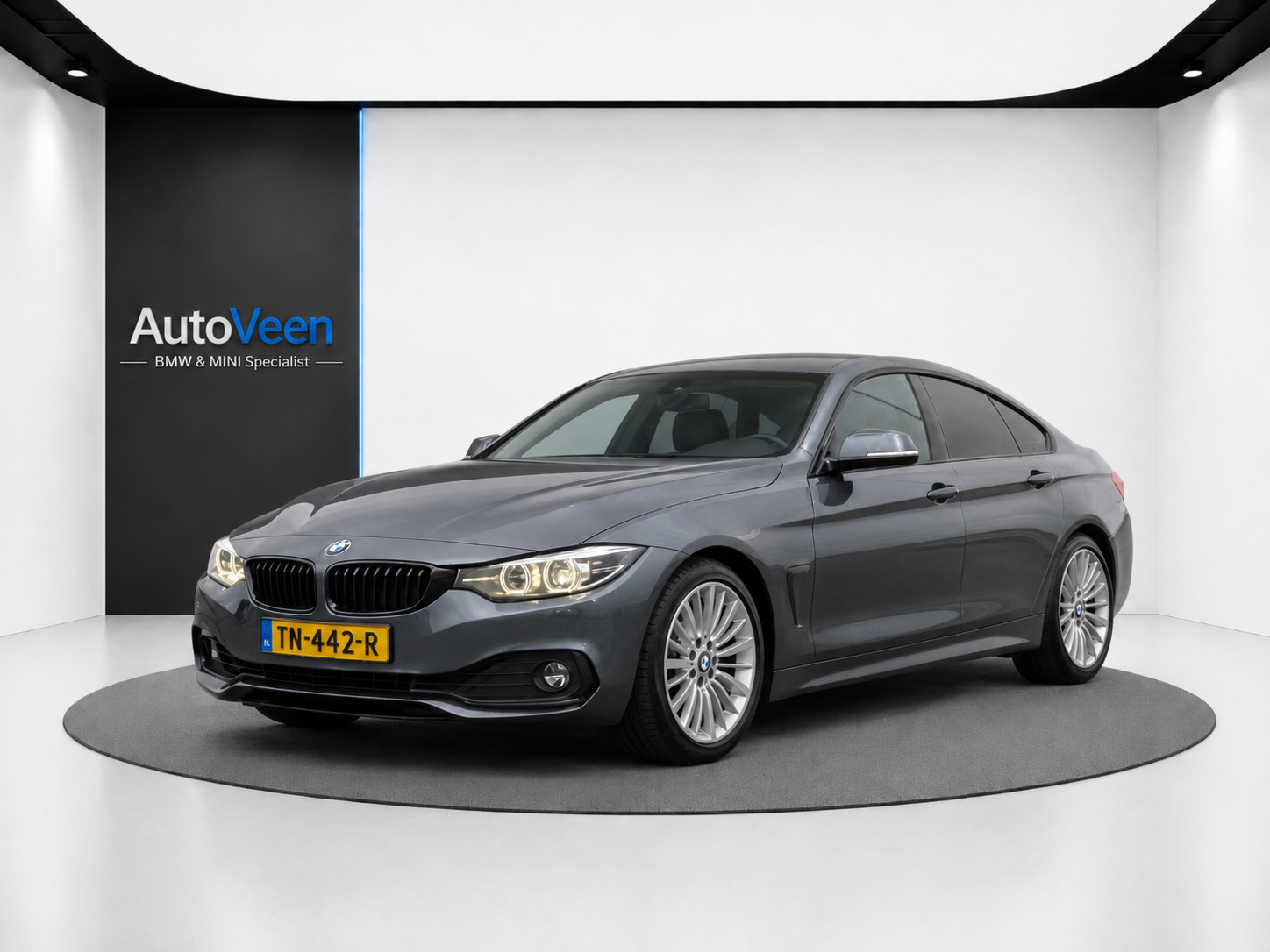 BMW 4 Serie 418i High Executive (SHADOW, LEDER, NL AUTO, LED, NAVI, CLIMA) 2018 - voorkant