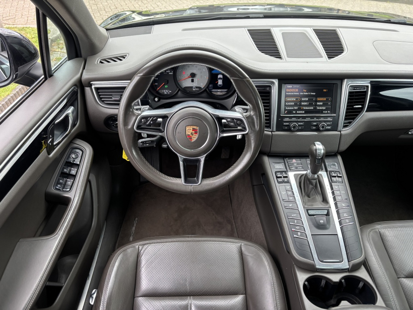Foto van Porsche Macan S