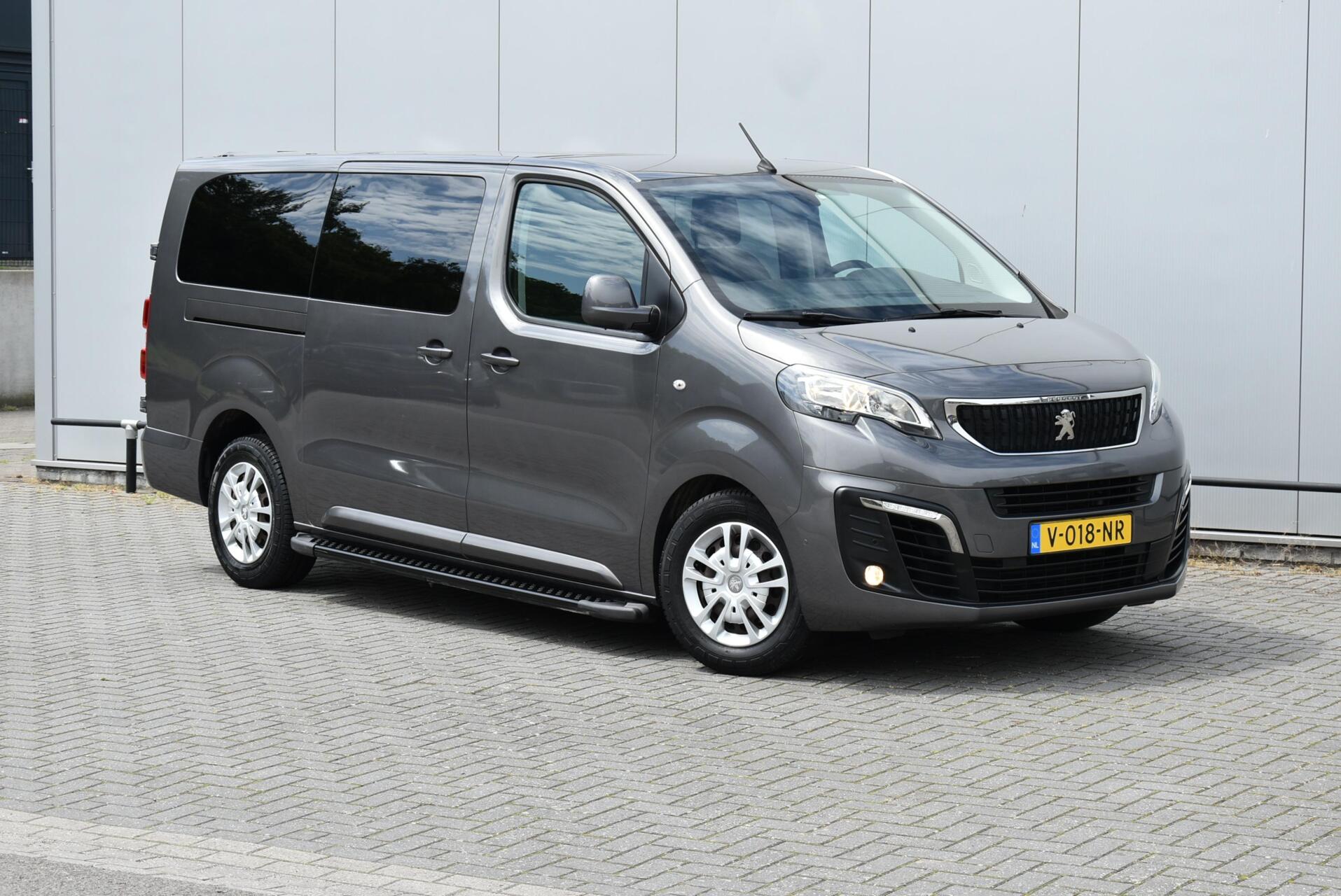 Peugeot Expert 2.0 BlueHDI 180 Standard Premium 2018 - voorkant