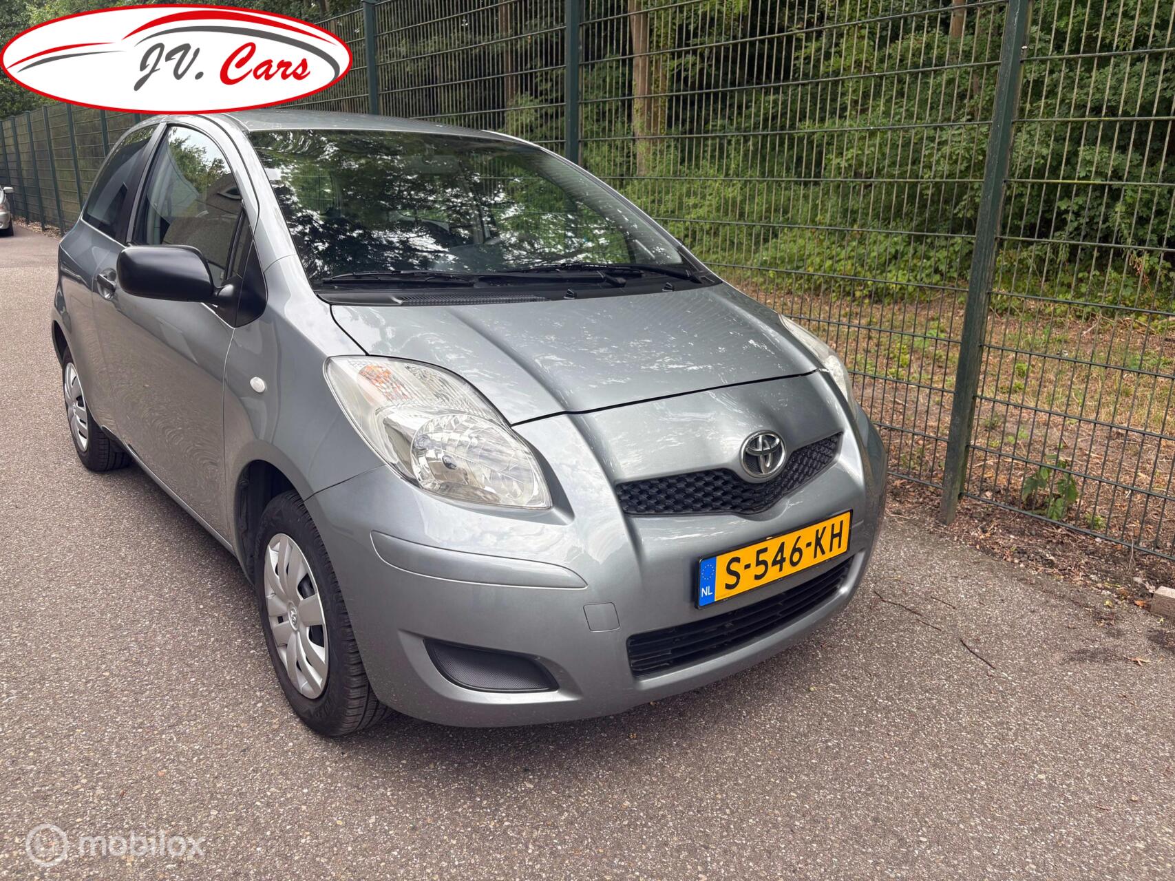 Toyota Yaris 1.0 VVTi Acces 2009 - voorkant