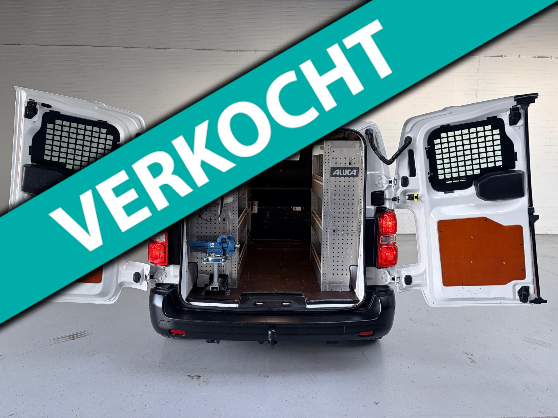 Citroen Jumpy Servicewagen 1.6 BlueHDI 95pk euro6 Club M L2H1 BOTT inrichting, Victron omvormer v230, Standkachel, RIJKLAARPRIJS! 2019 - voorkant