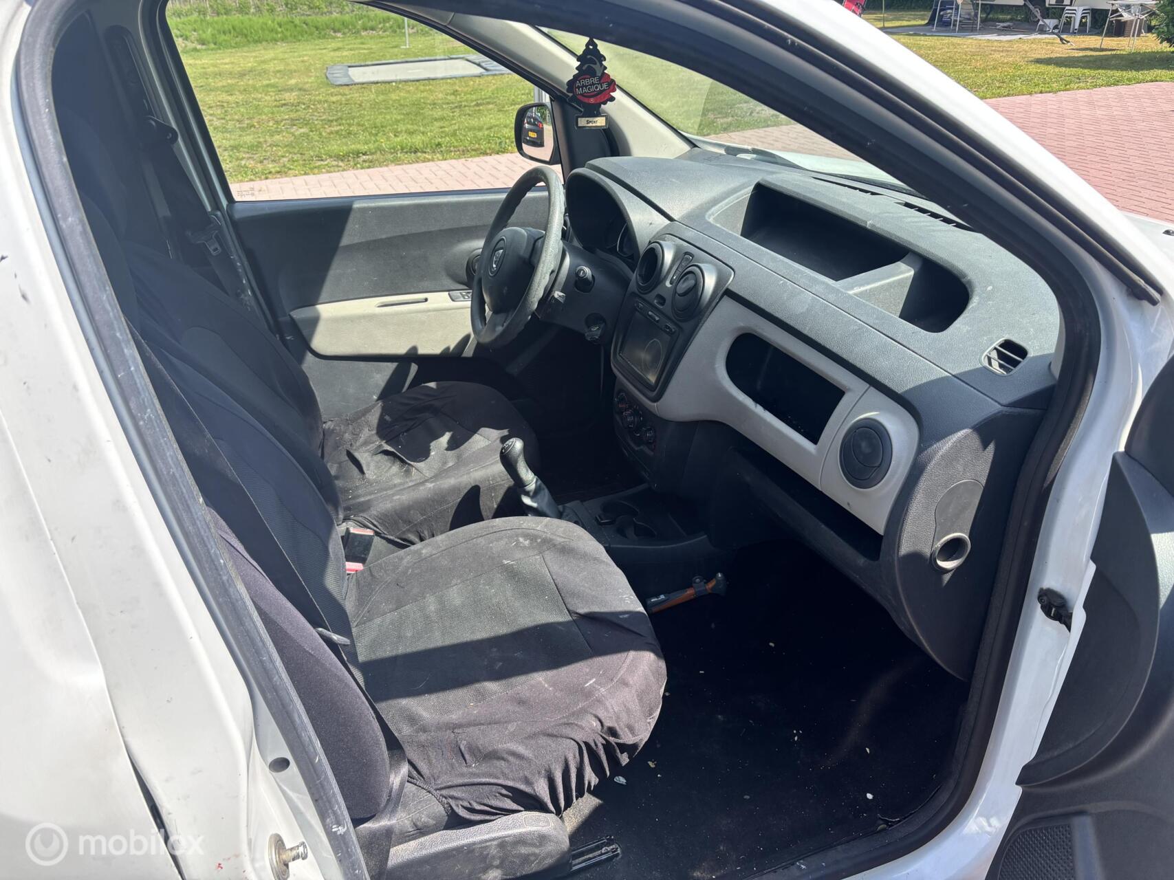 Foto van Dacia Dokker