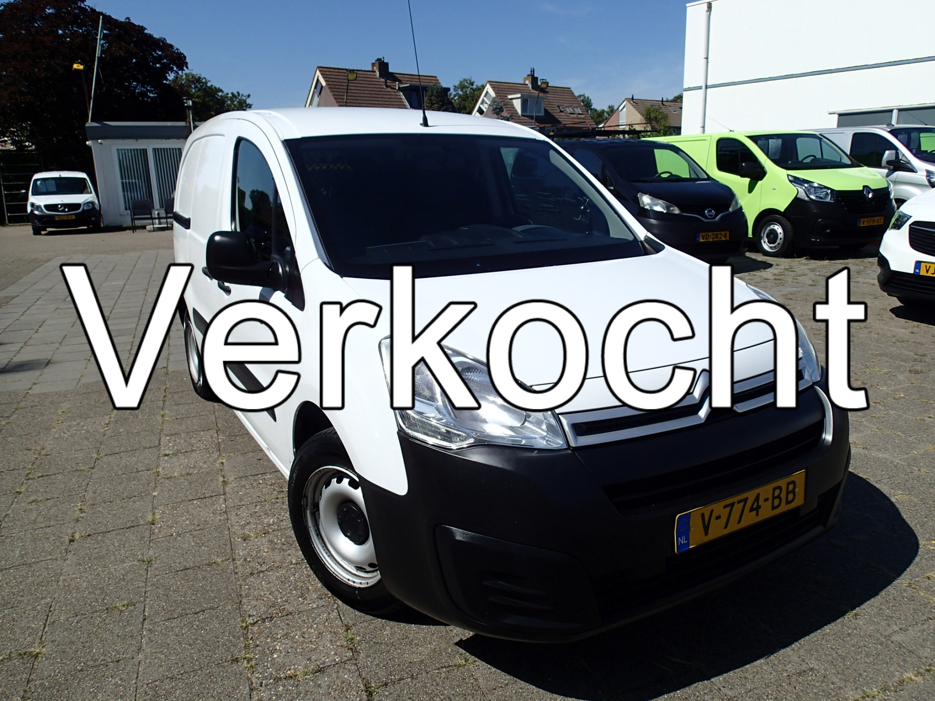 Citroen Berlingo 1.6 BlueHDI 100 Club S&S 2016 - voorkant