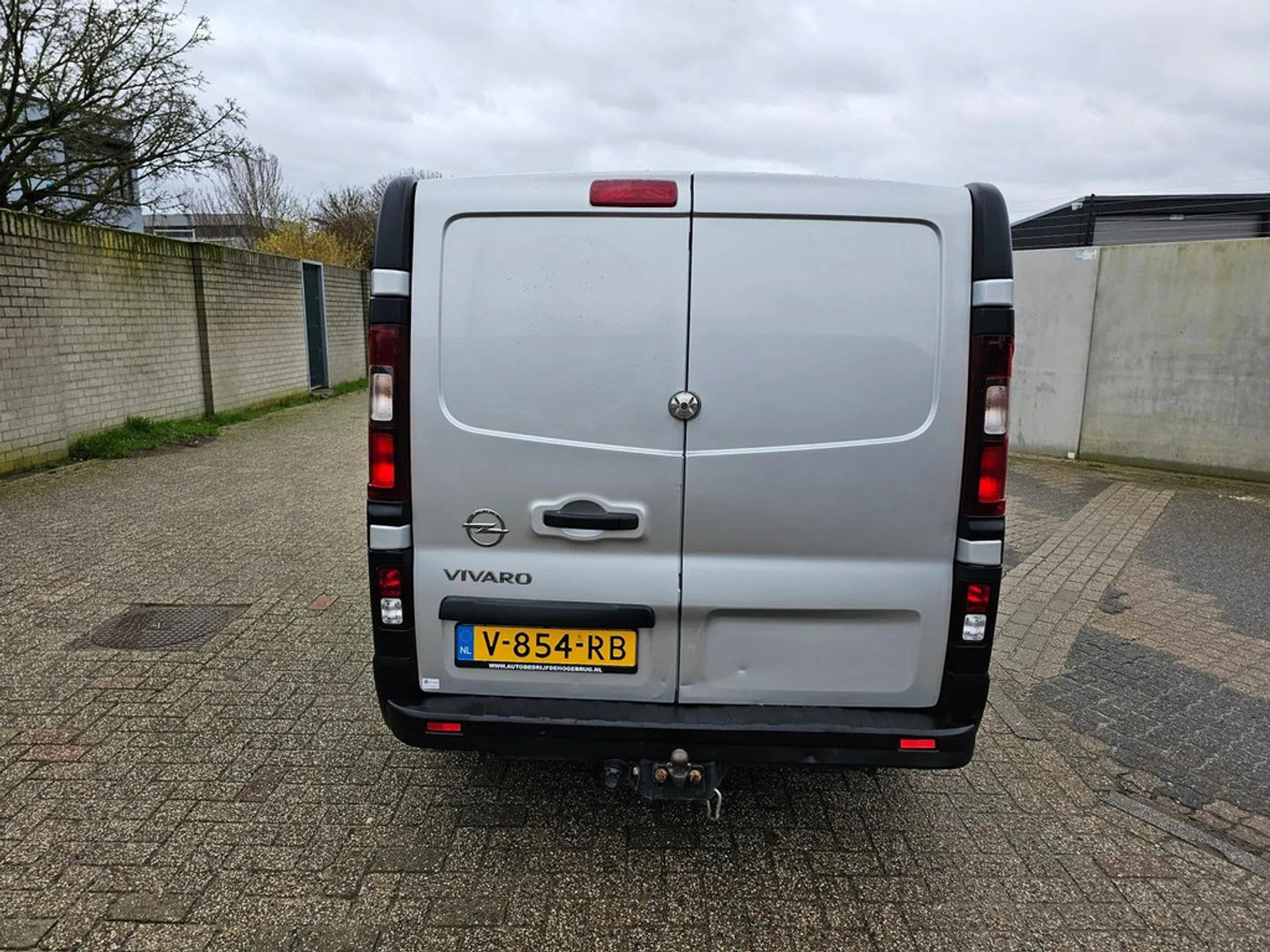 Foto van Opel Vivaro-b