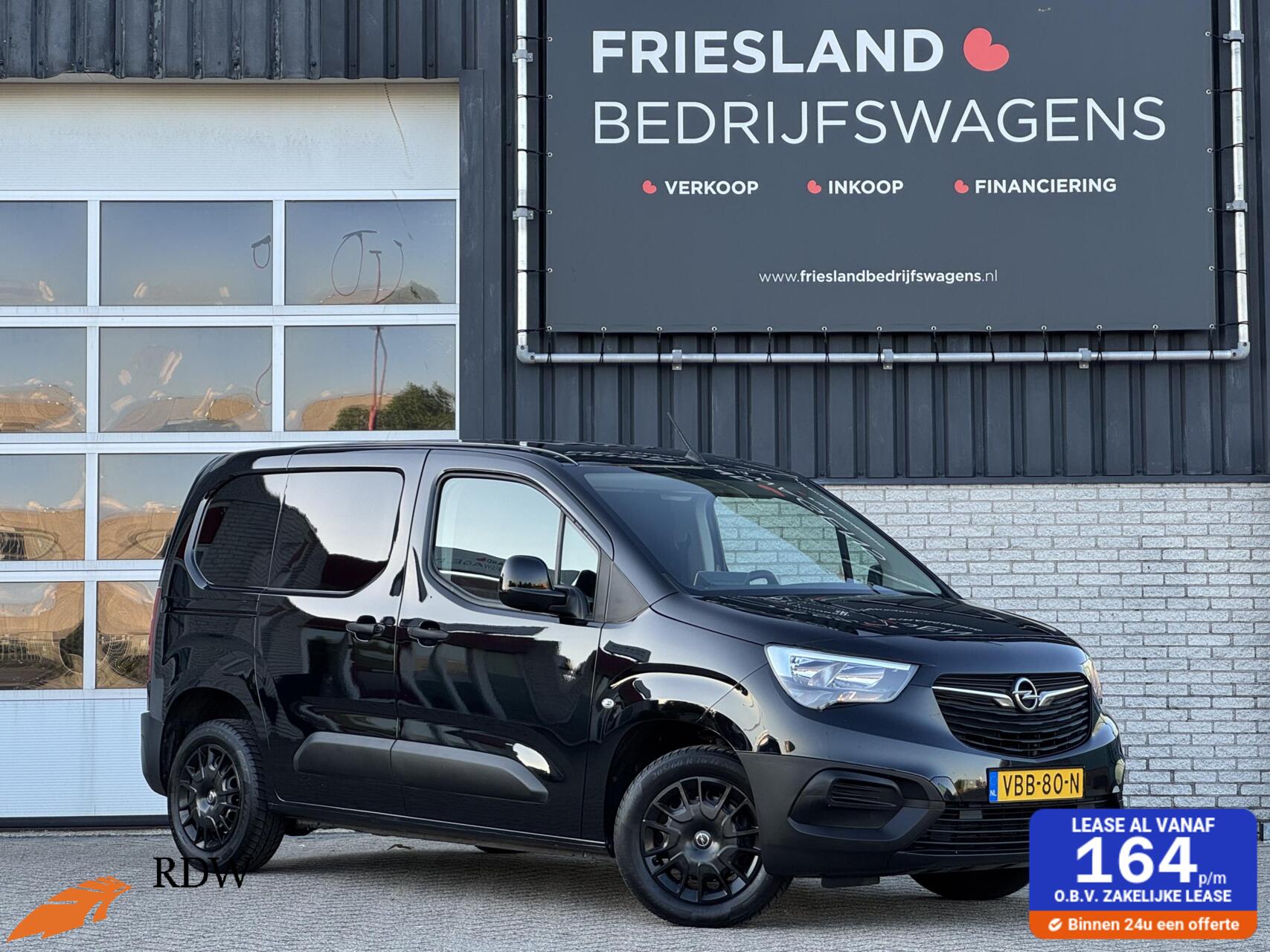 Opel Combo 1.6D L1H1 Edition Trekhaak/Carplay/Navi/Cruise/DAB/Parkeersensoren 2019 - voorkant