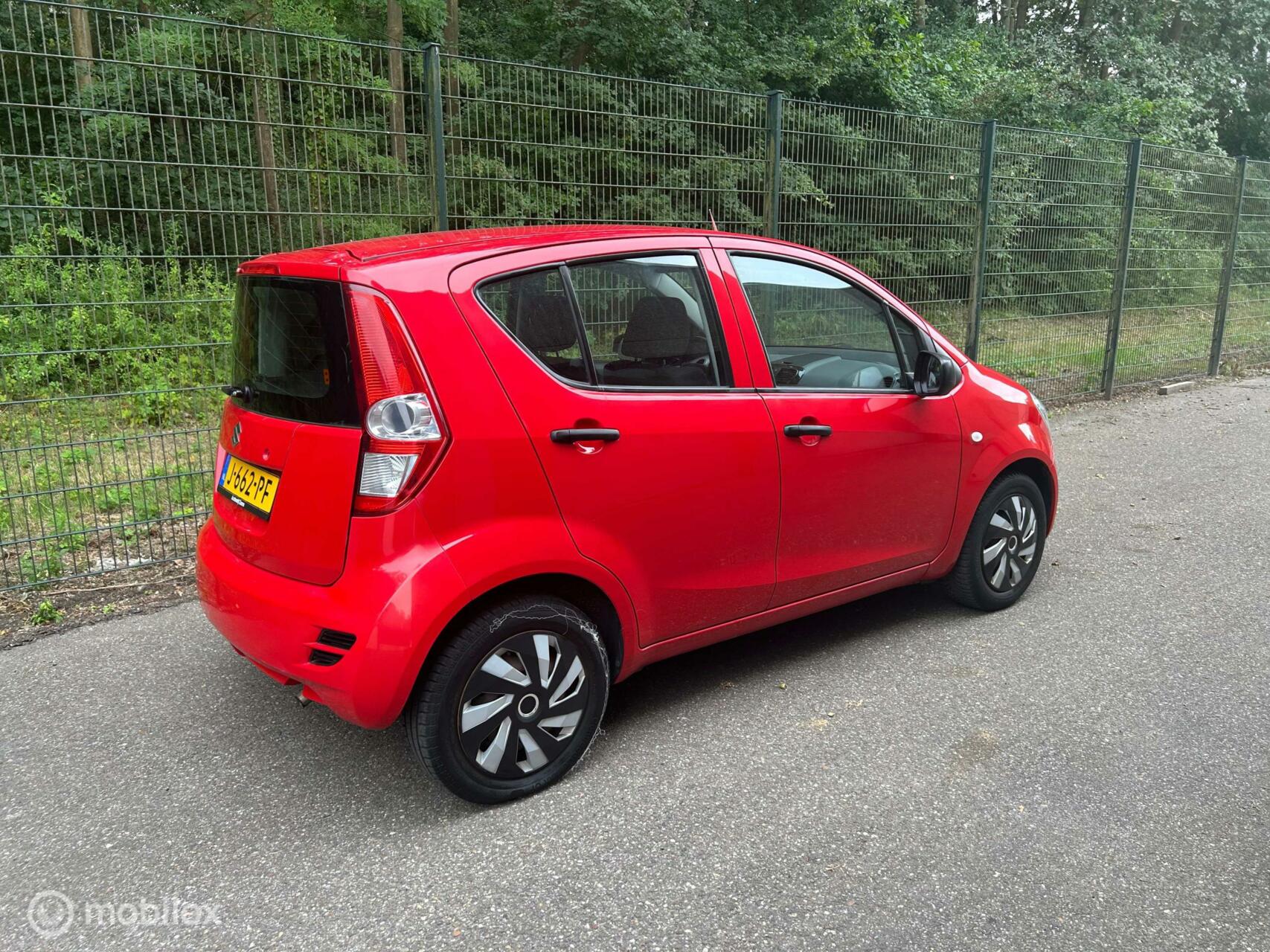 Foto van Suzuki Splash