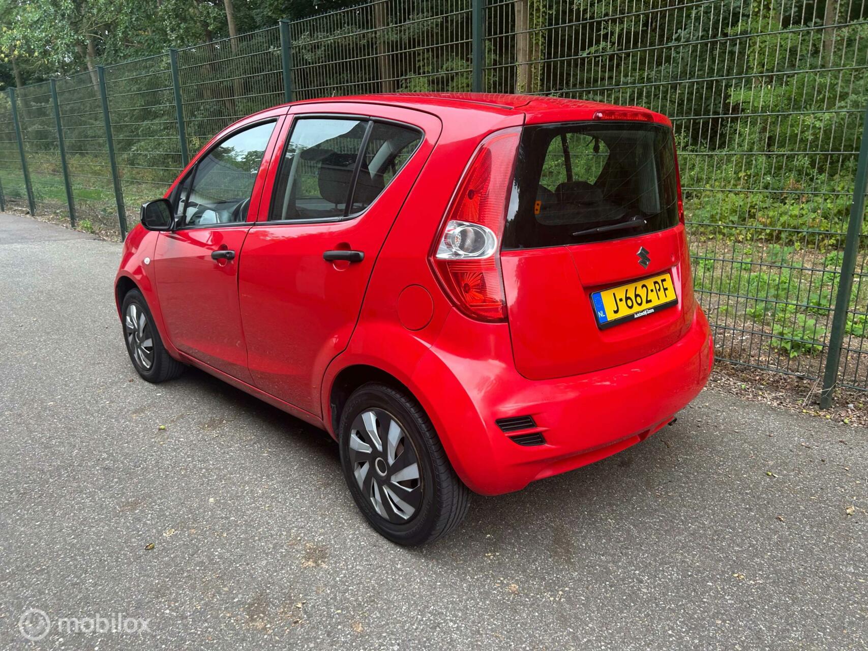 Foto van Suzuki Splash