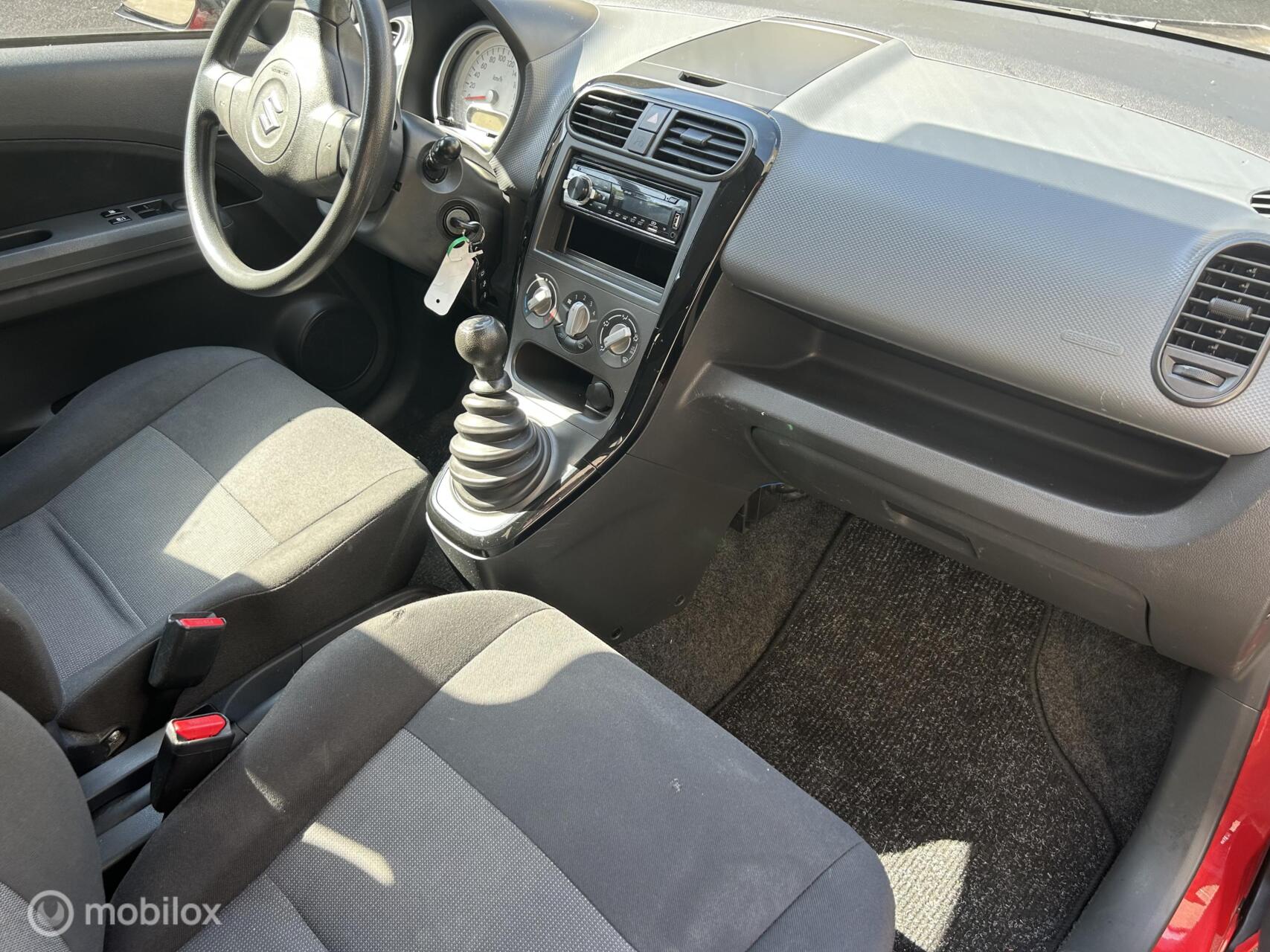 Foto van Suzuki Splash