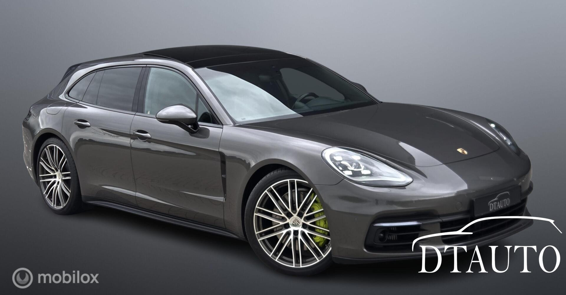 Foto van Porsche Panamera 4 E-hybrid