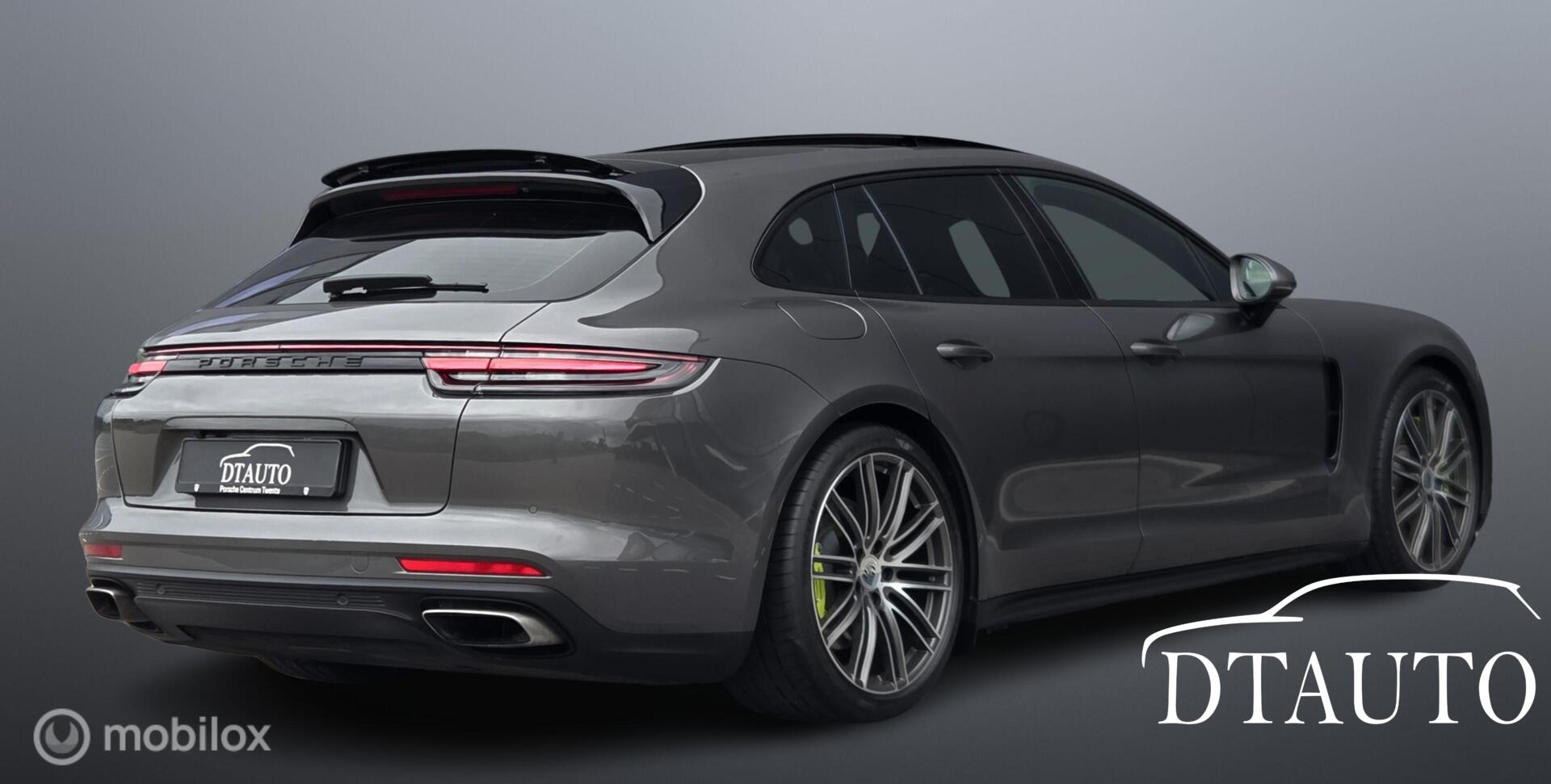 Foto van Porsche Panamera 4 E-hybrid