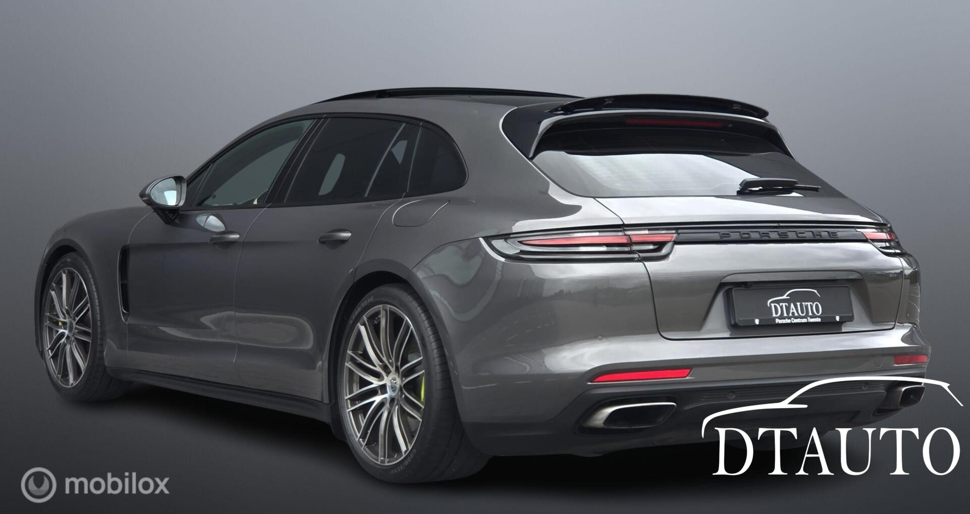 Foto van Porsche Panamera 4 E-hybrid