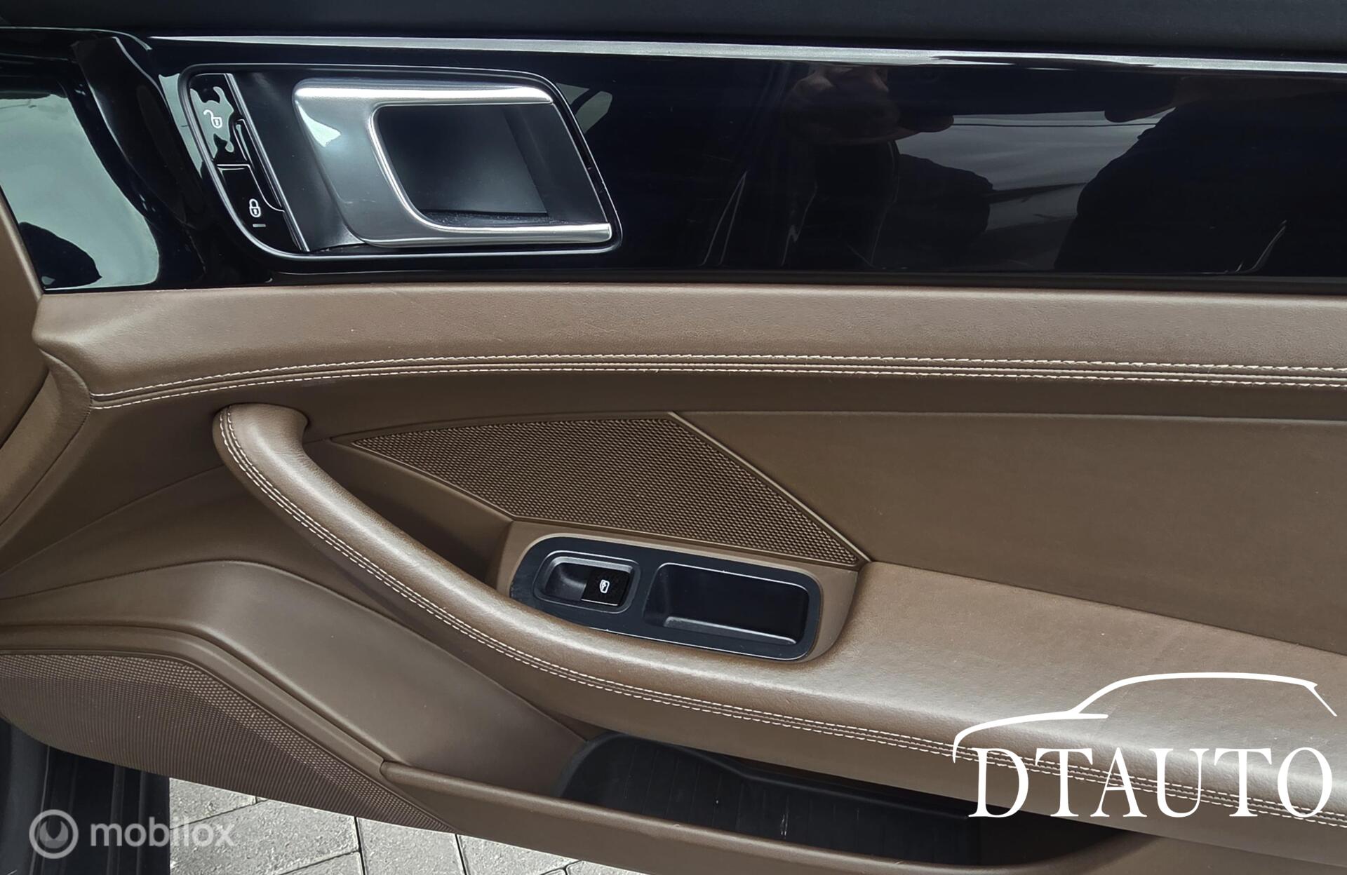 Foto van Porsche Panamera 4 E-hybrid