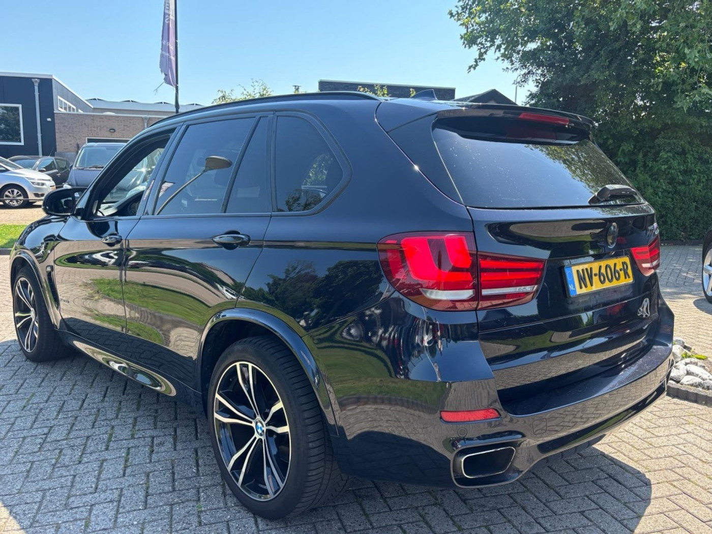 Foto van BMW X5 Xdrive50i