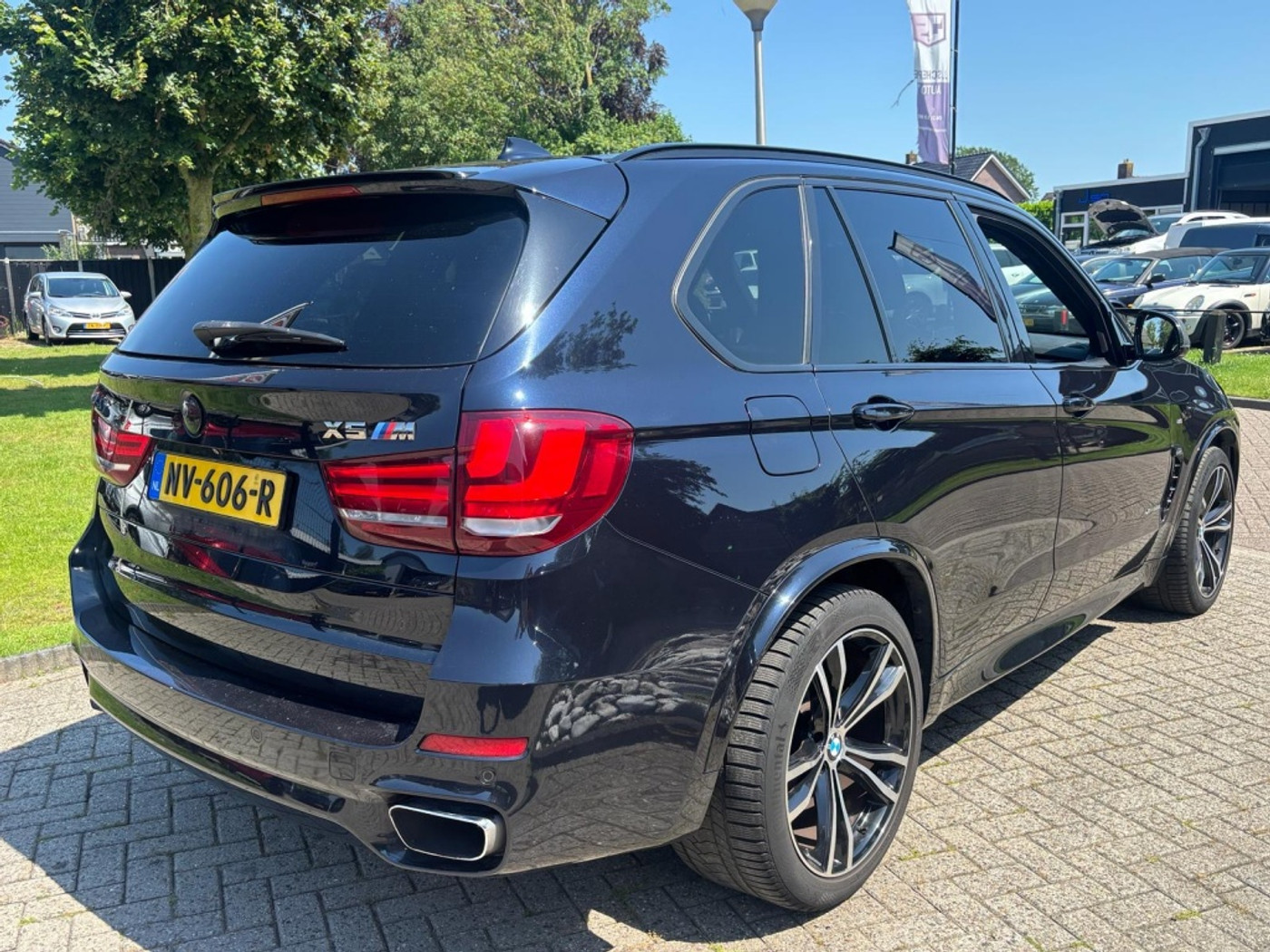 Foto van BMW X5 Xdrive50i