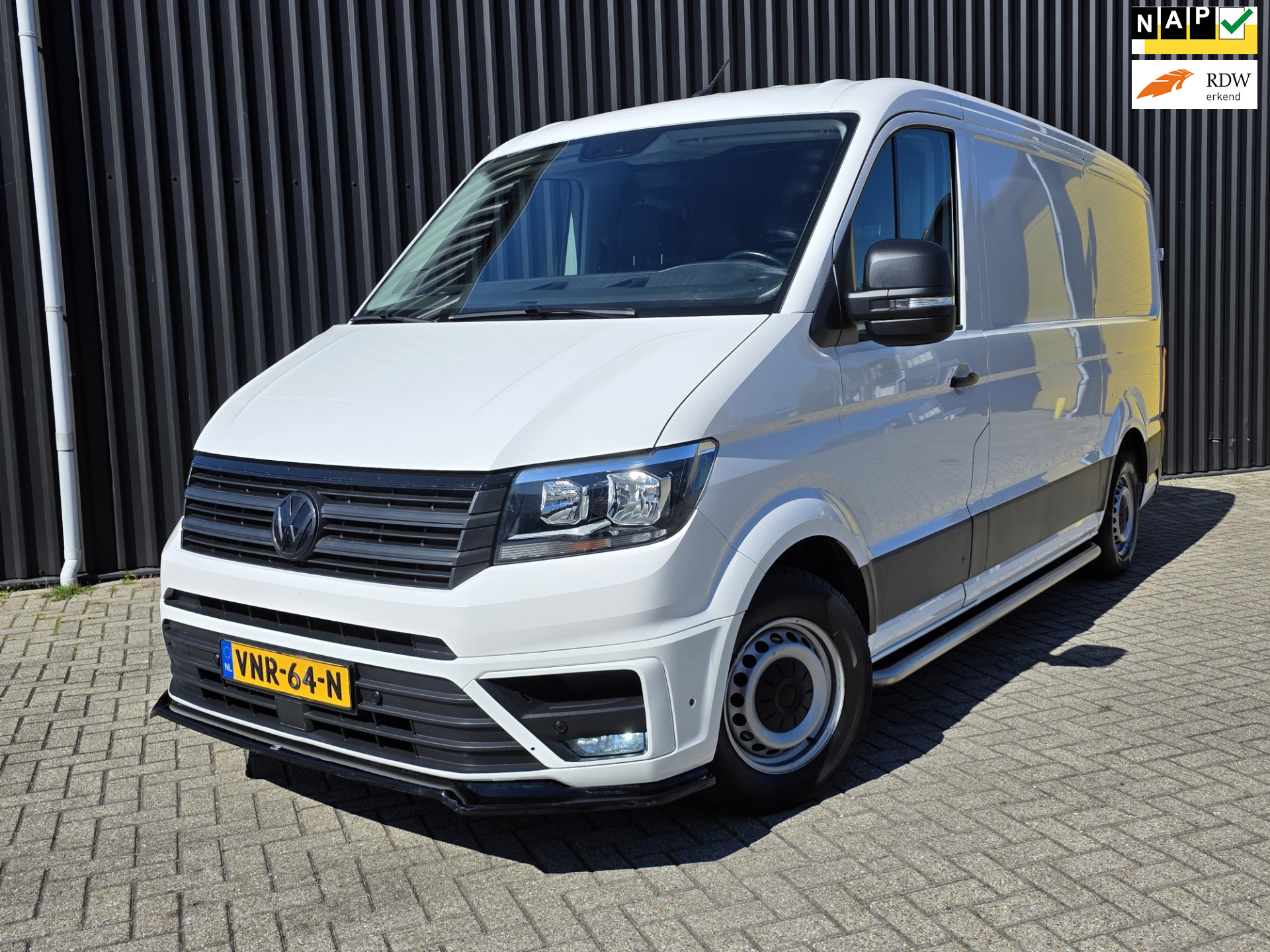 Volkswagen Crafter 30 2.0 TDI L3H3 Highline 2022 - voorkant